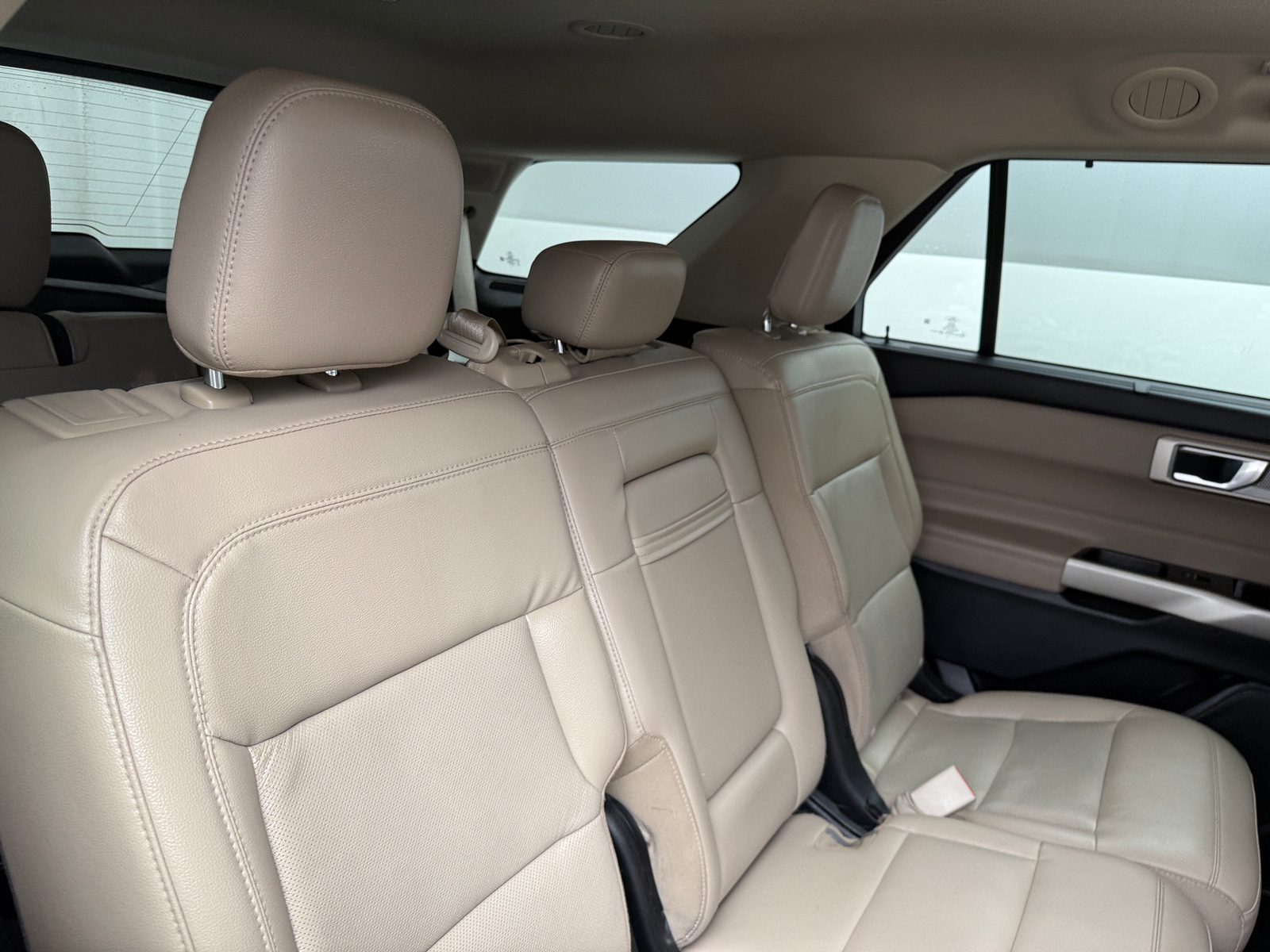 Thumbnail: 2021 Ford Explorer - 5
