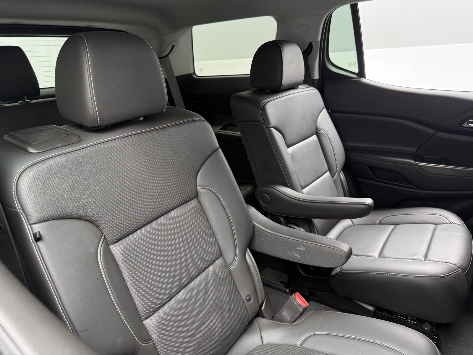 Thumbnail: 2023 GMC Acadia - 5