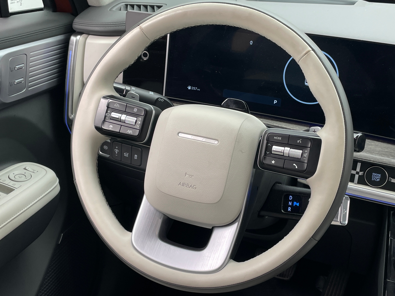 Thumbnail: 2025 Hyundai Santa Fe - 4