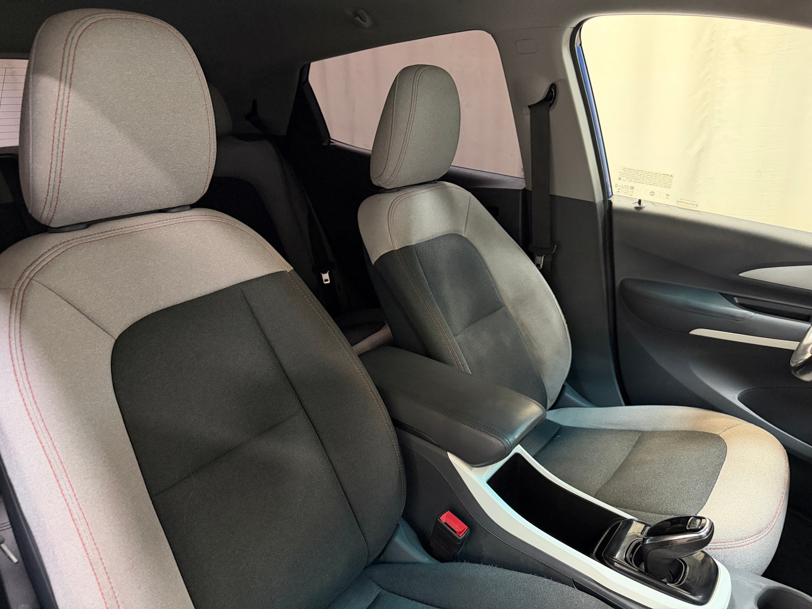 Thumbnail: 2020 Chevrolet Bolt EV - 2