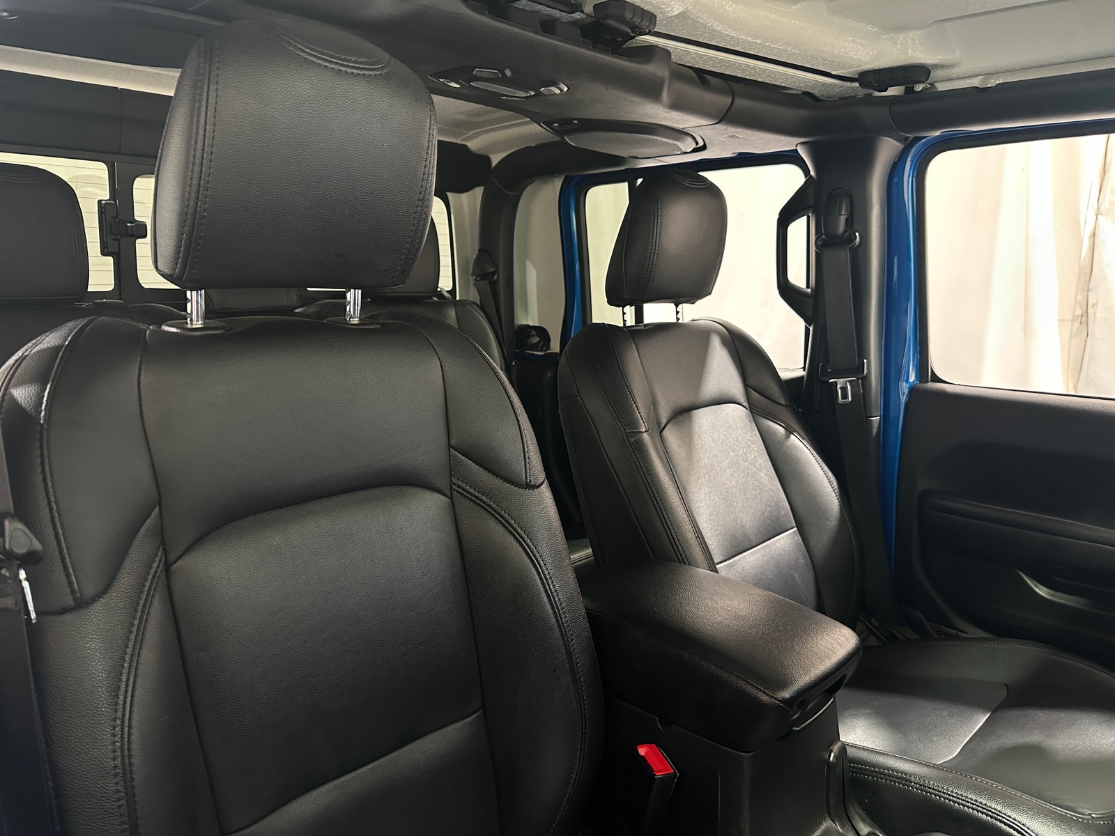 Thumbnail: 2020 Jeep Gladiator - 2
