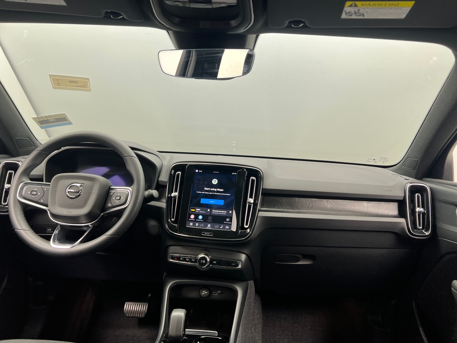 Thumbnail: 2024 Volvo C40 - 2