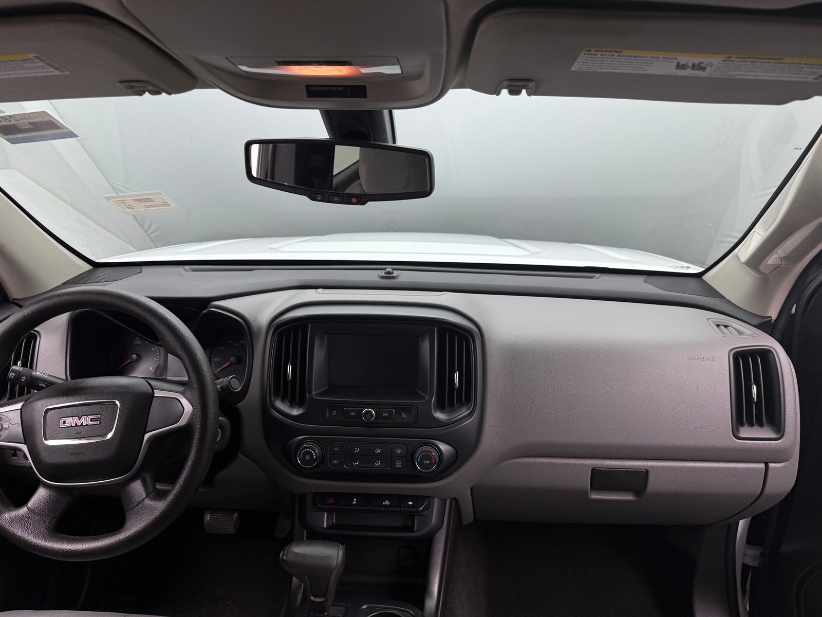 Thumbnail: 2017 GMC Canyon - 3