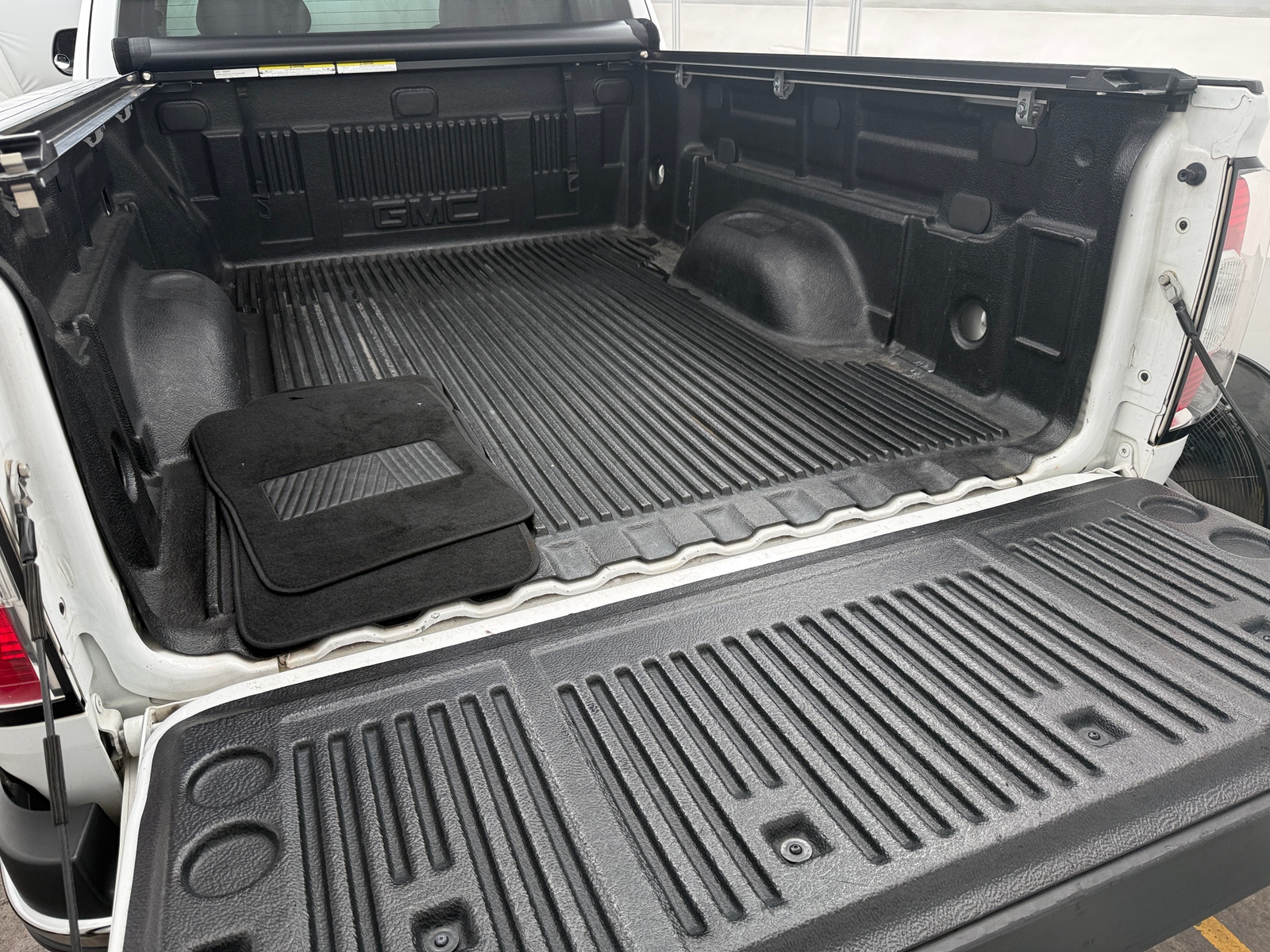 Thumbnail: 2017 GMC Canyon - 7