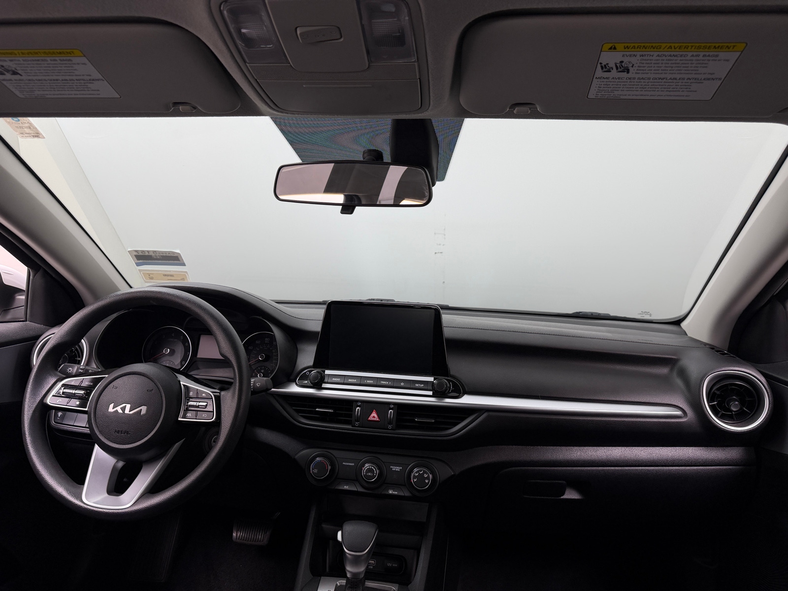 Thumbnail: 2022 Kia Forte - 3