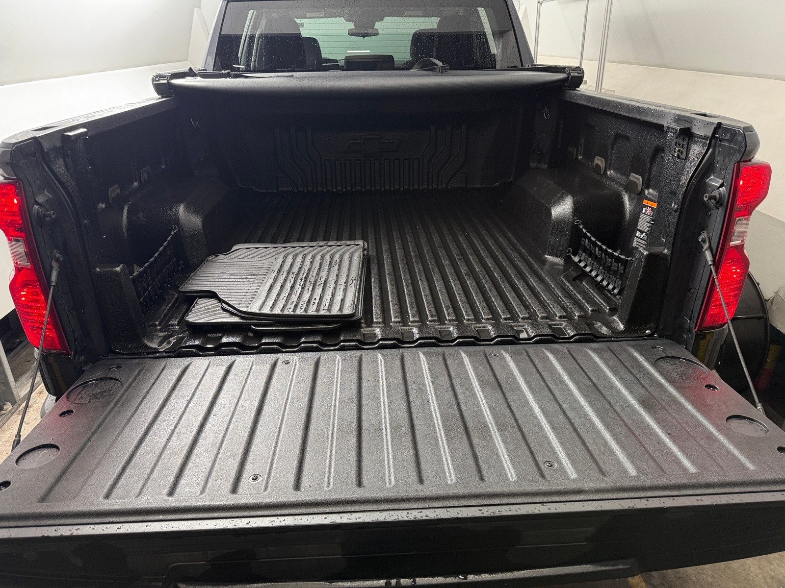 Thumbnail: 2023 Chevrolet Silverado 1500 - 7