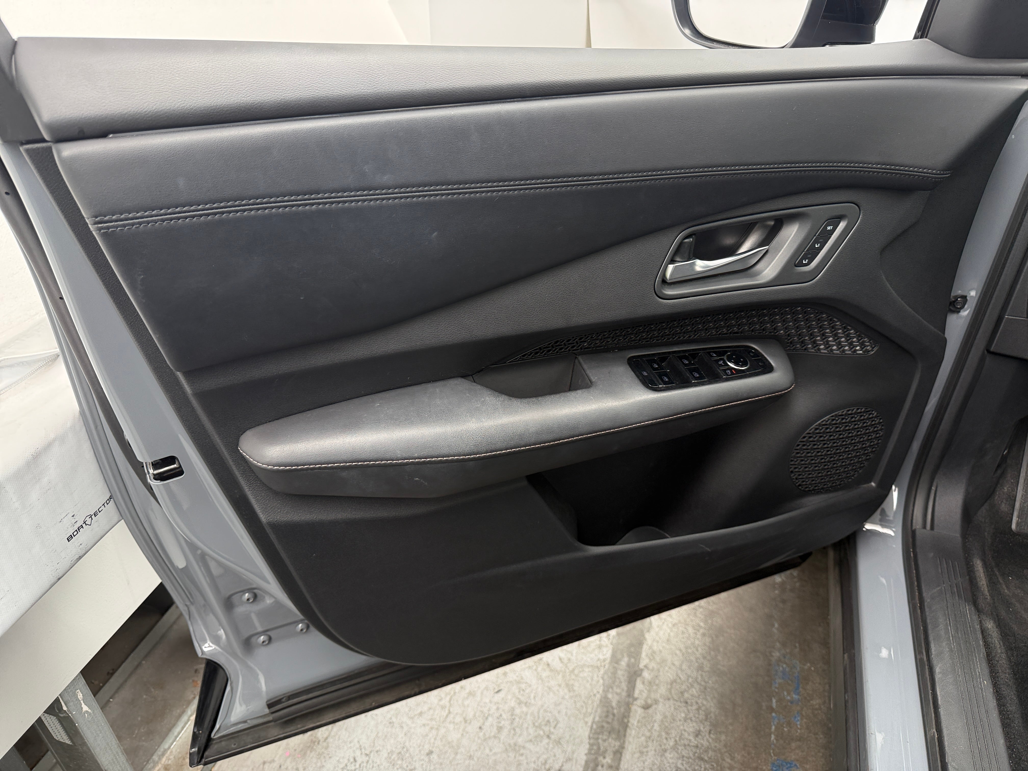 Used 2024 Nissan ARIYA Engage with VIN JN1AF0BAXRM434346 for sale in Auburn, WA