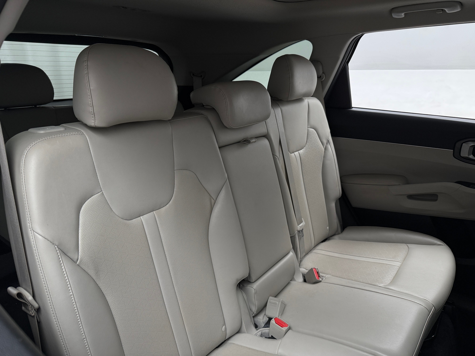 Thumbnail: 2022 Kia Sorento - 5