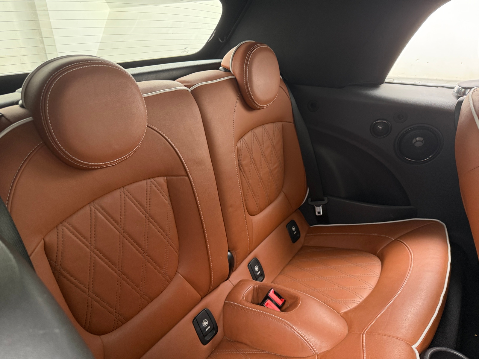 Thumbnail: 2016 MINI Cooper Convertible - 6