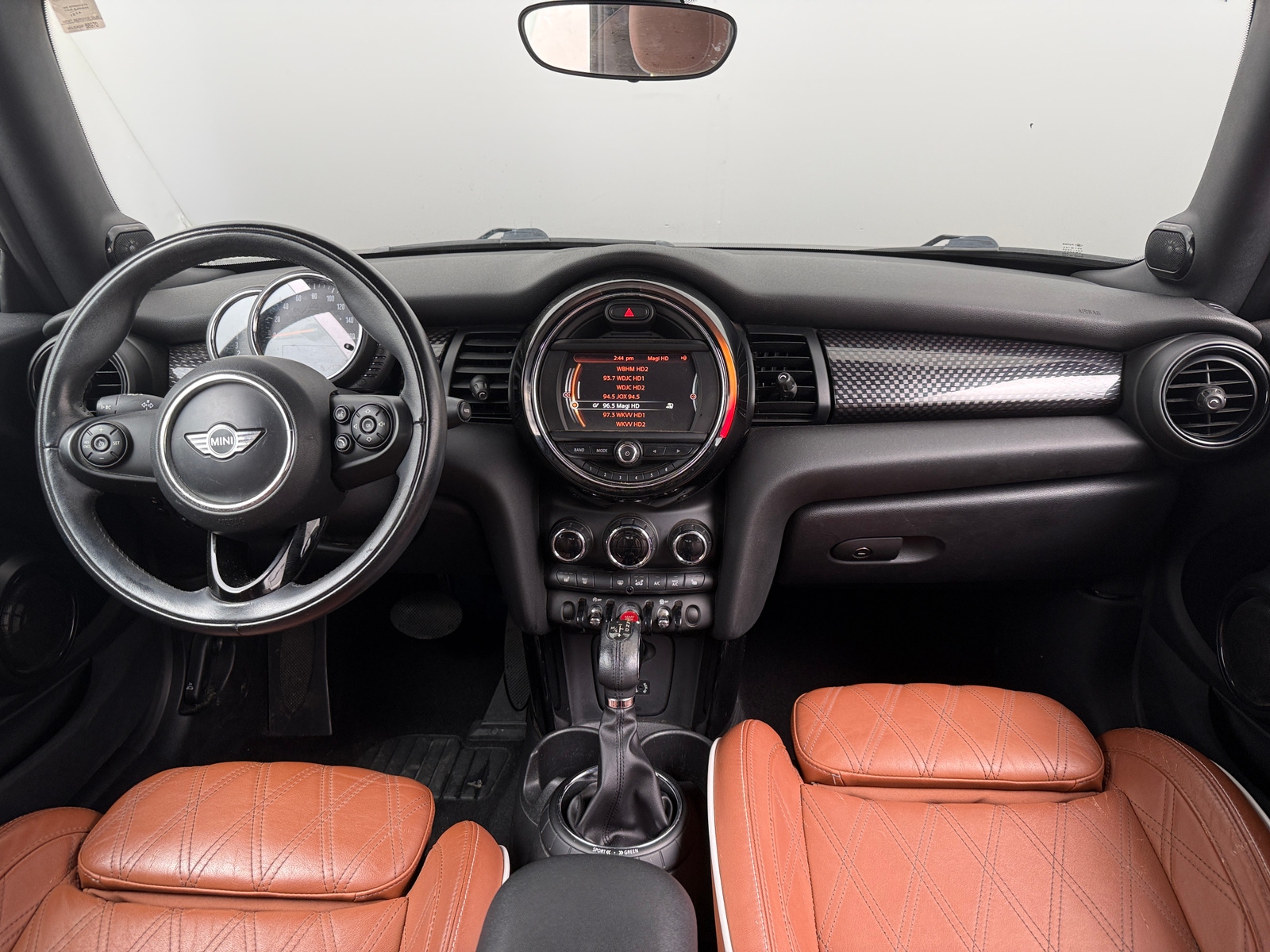 Thumbnail: 2016 MINI Cooper Convertible - 3