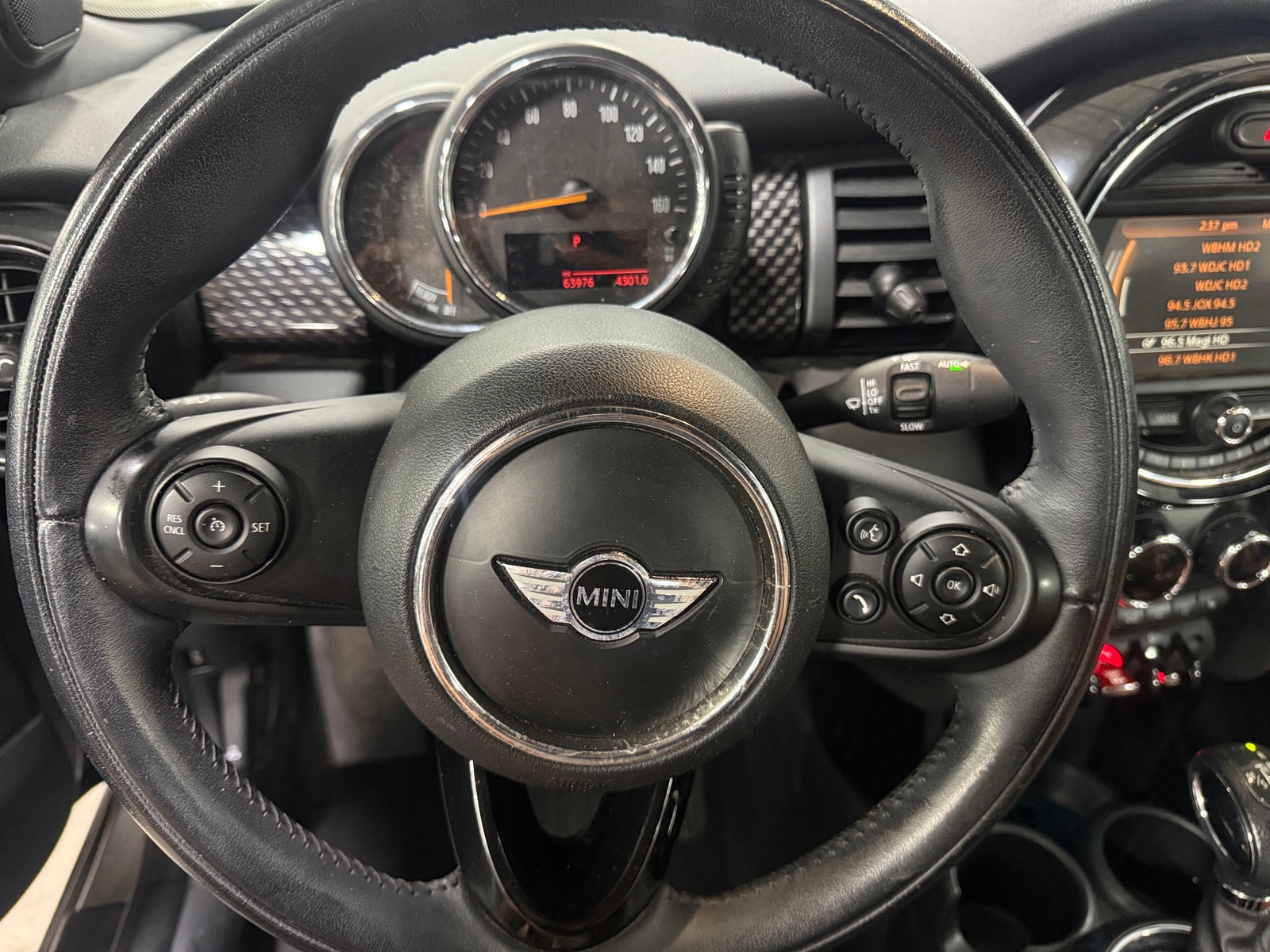Thumbnail: 2016 MINI Cooper Convertible - 5