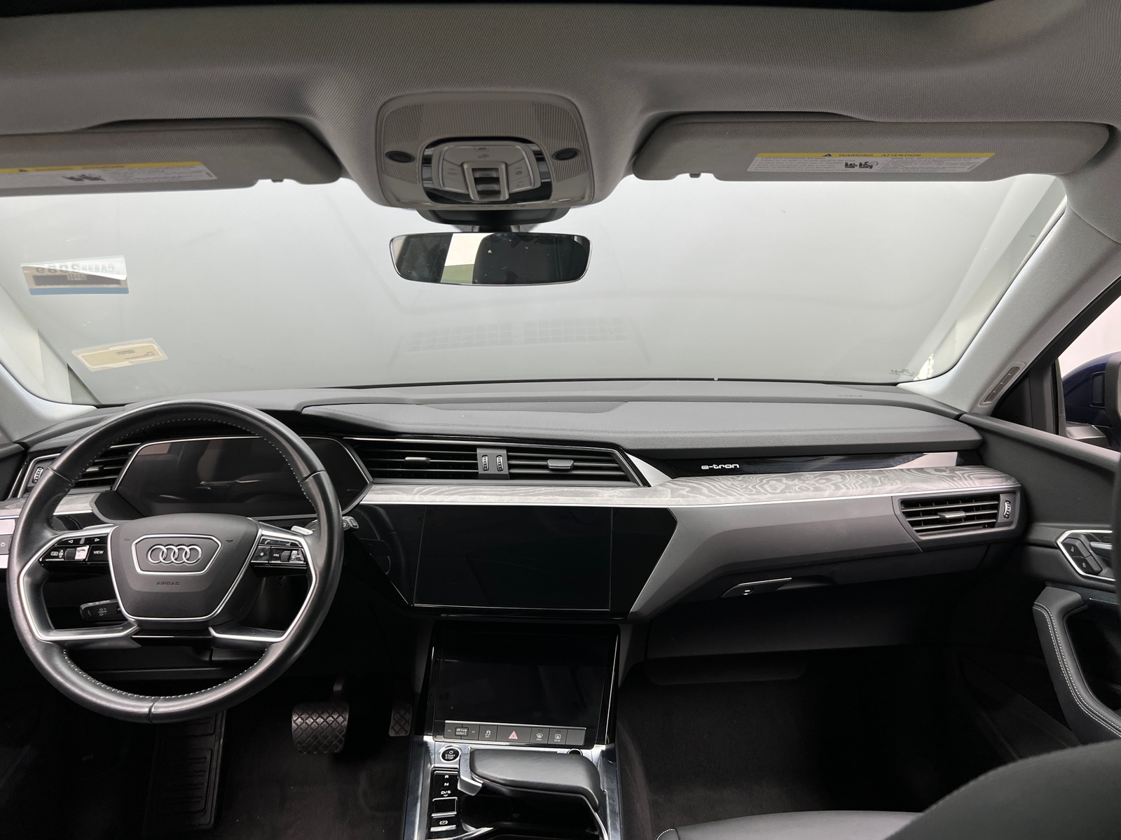 Thumbnail: 2021 Audi e-tron - 2