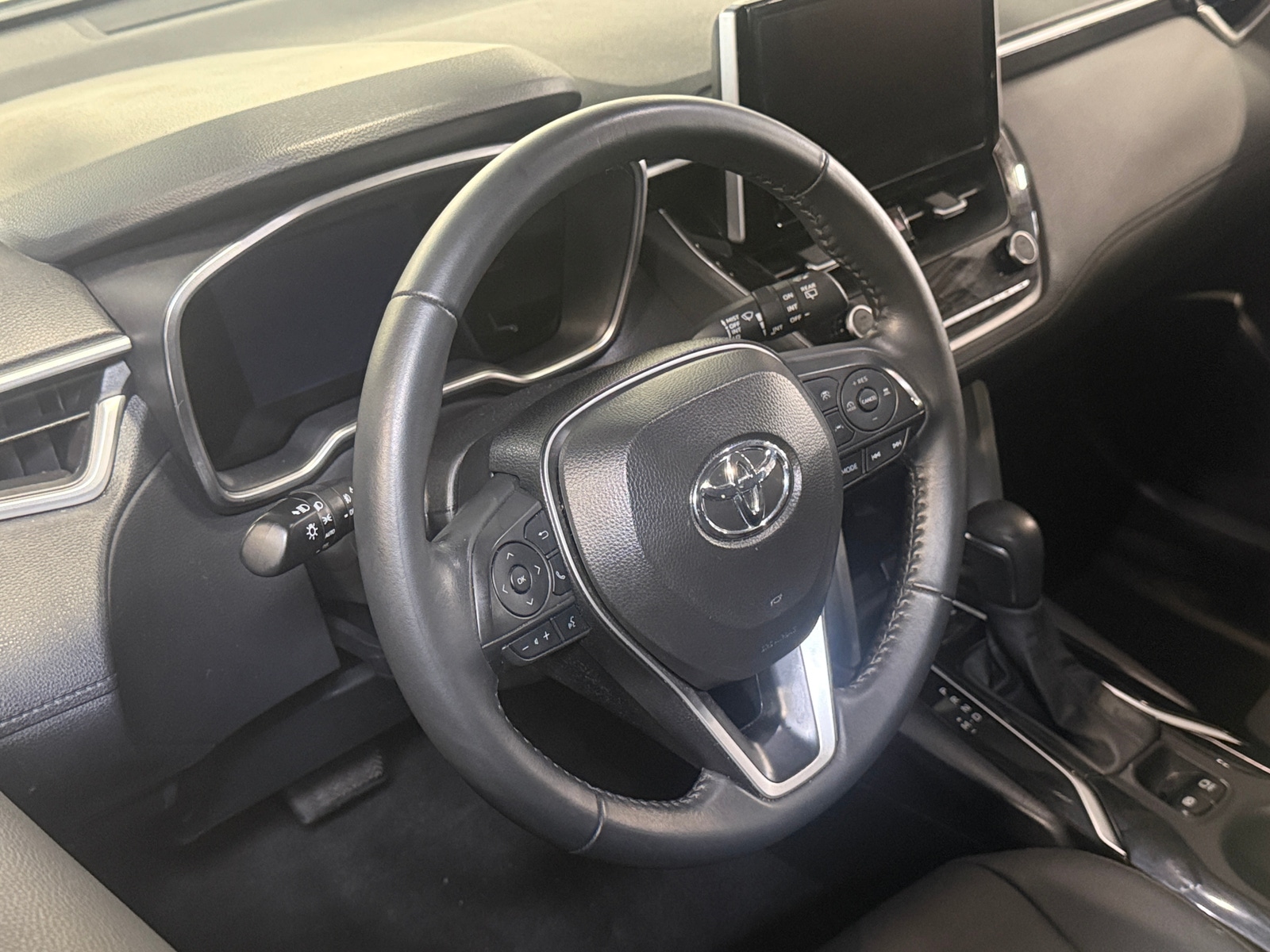 Thumbnail: 2025 Toyota Corolla Cross - 4
