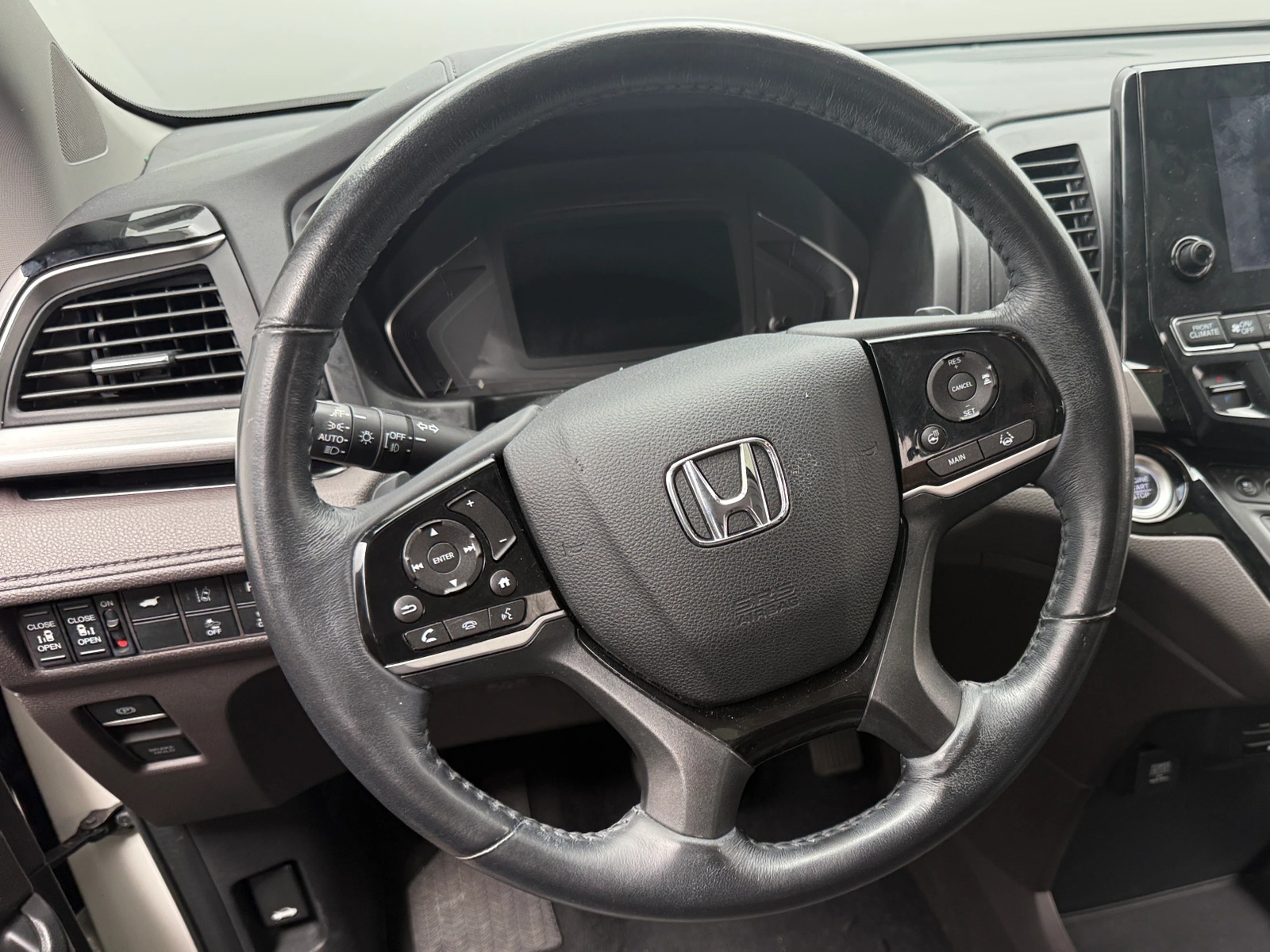Thumbnail: 2019 Honda Odyssey - 4