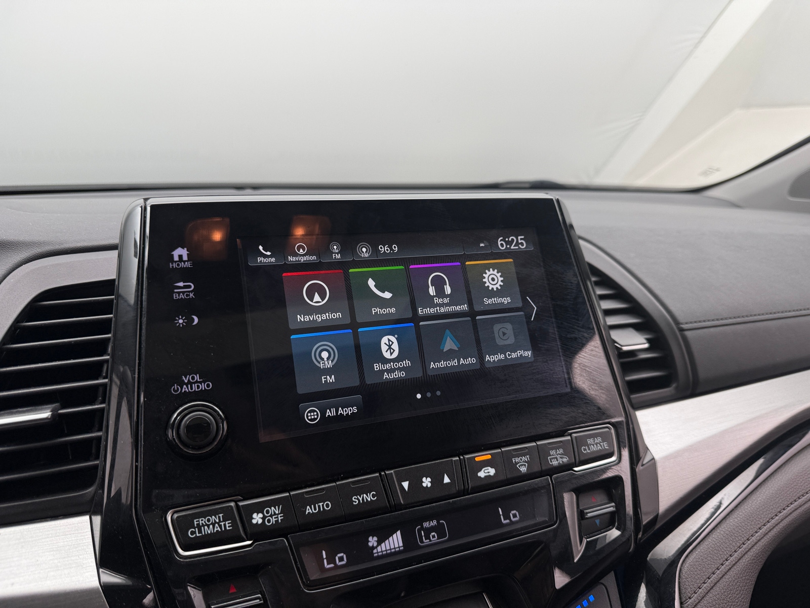 Thumbnail: 2019 Honda Odyssey - 3