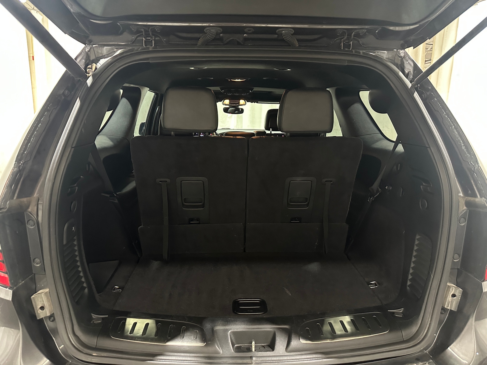 Thumbnail: 2017 Dodge Durango - 6