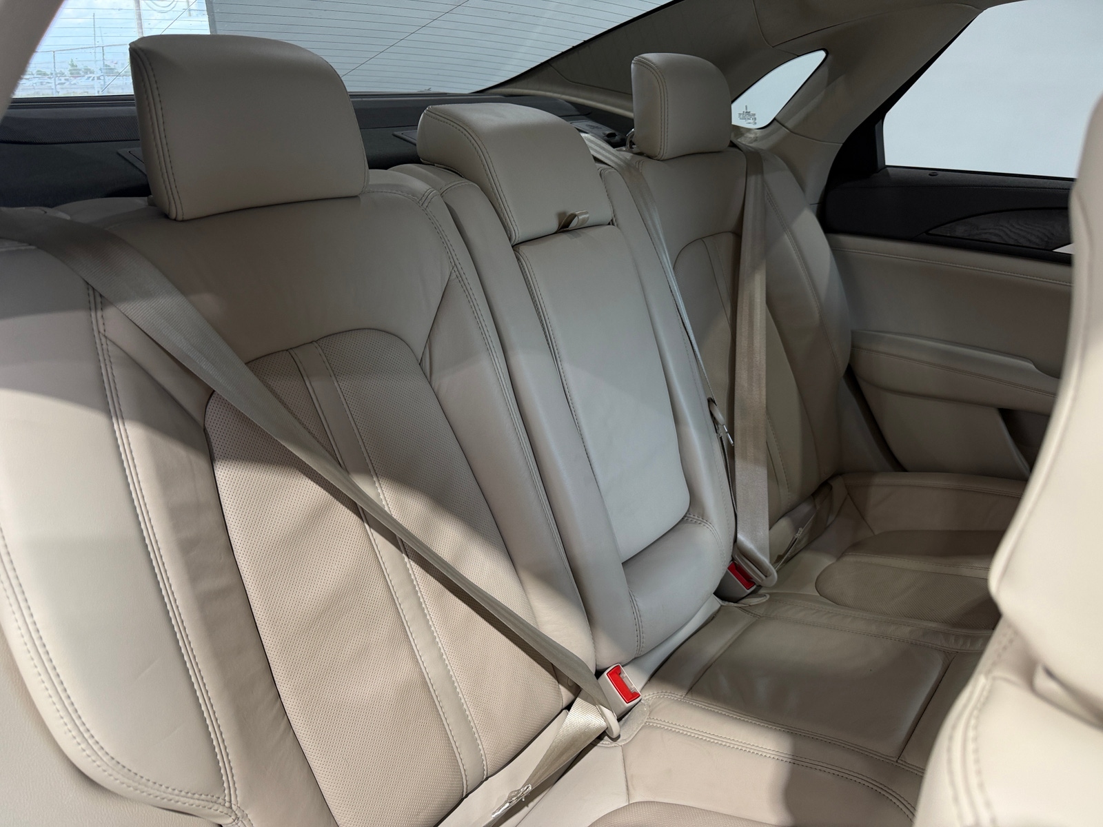 Thumbnail: 2020 Lincoln MKZ - 5