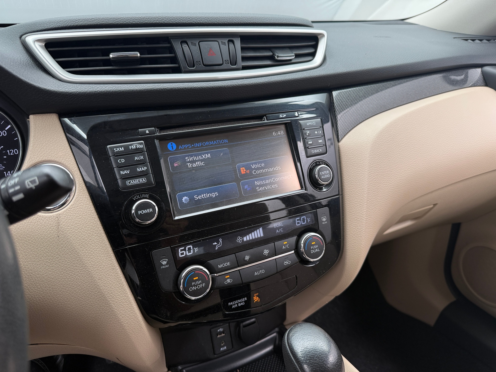Thumbnail: 2016 Nissan Rogue - 3