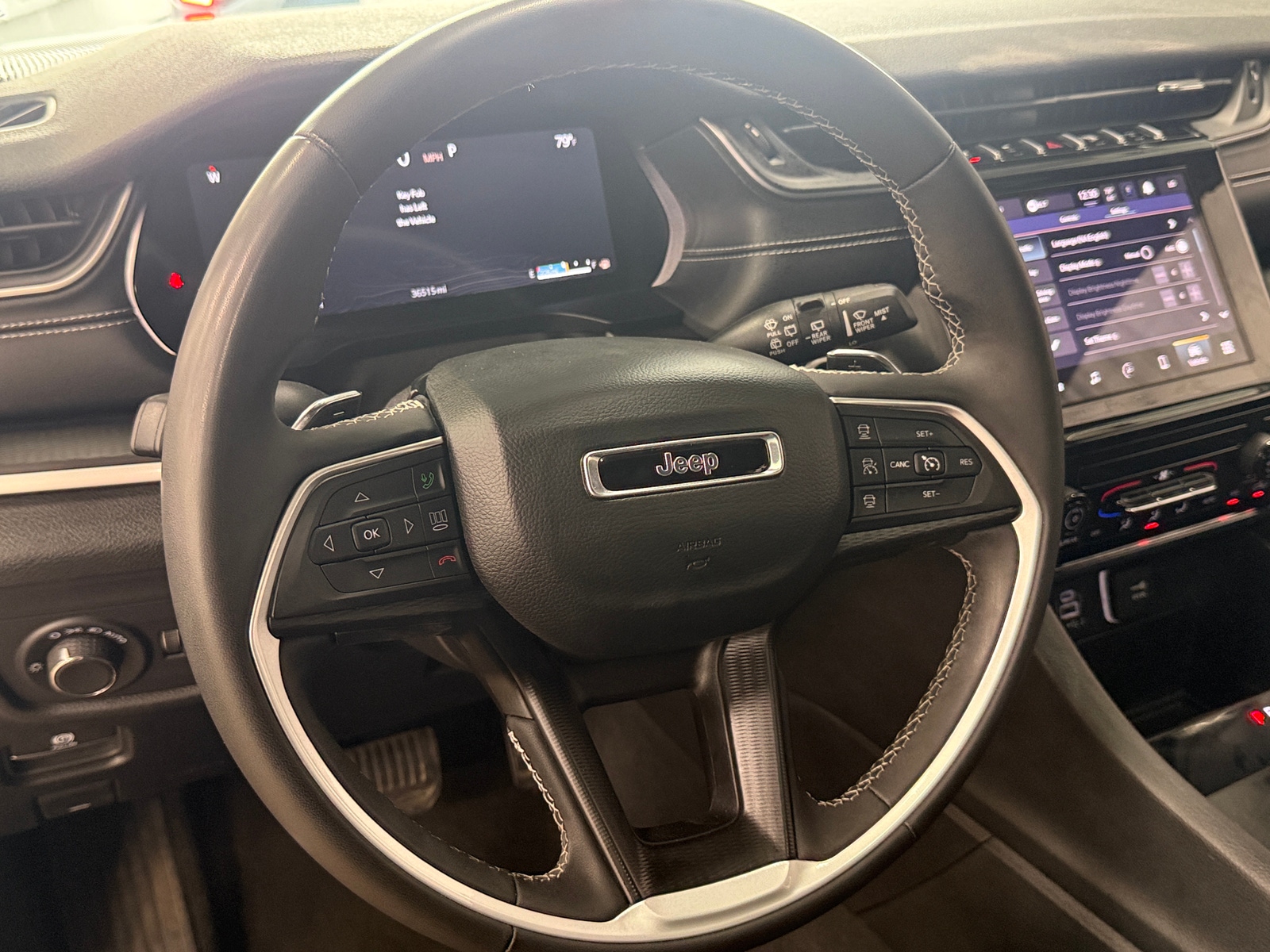 Thumbnail: 2024 Jeep Grand Cherokee L - 5