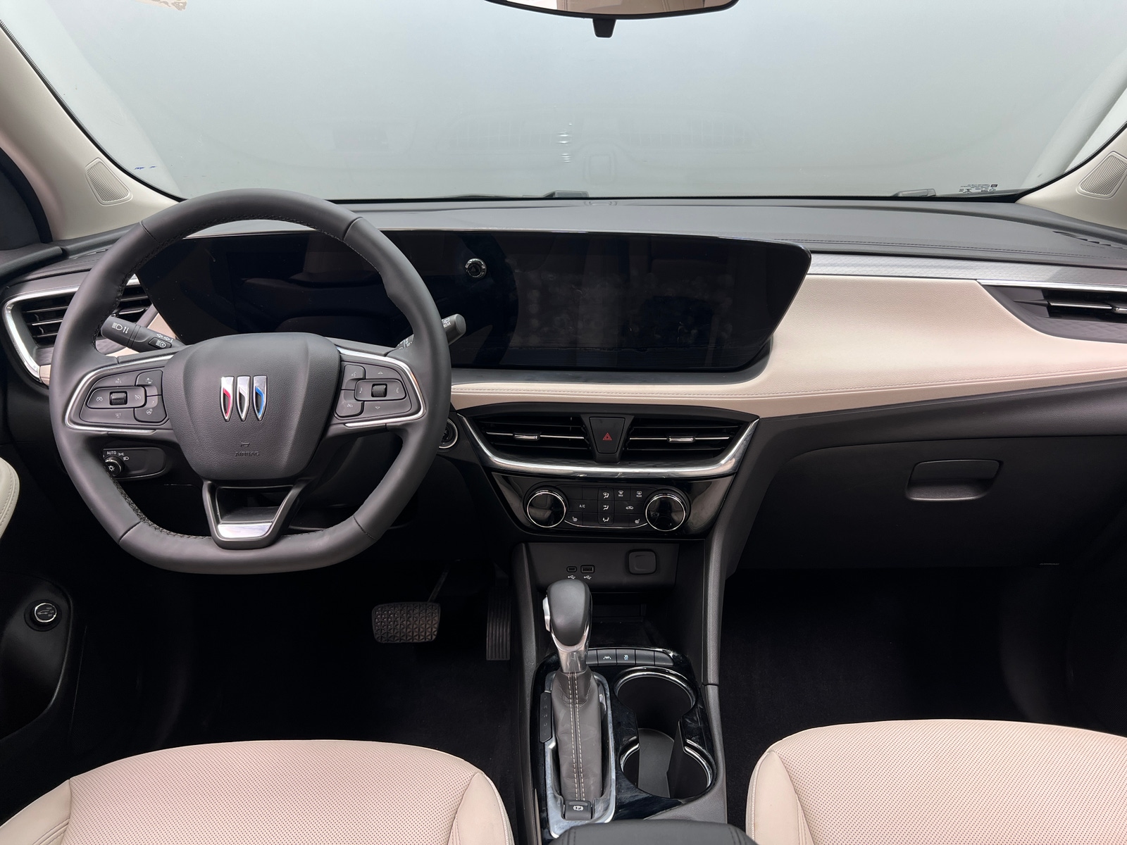 Thumbnail: 2025 Buick Encore GX - 2
