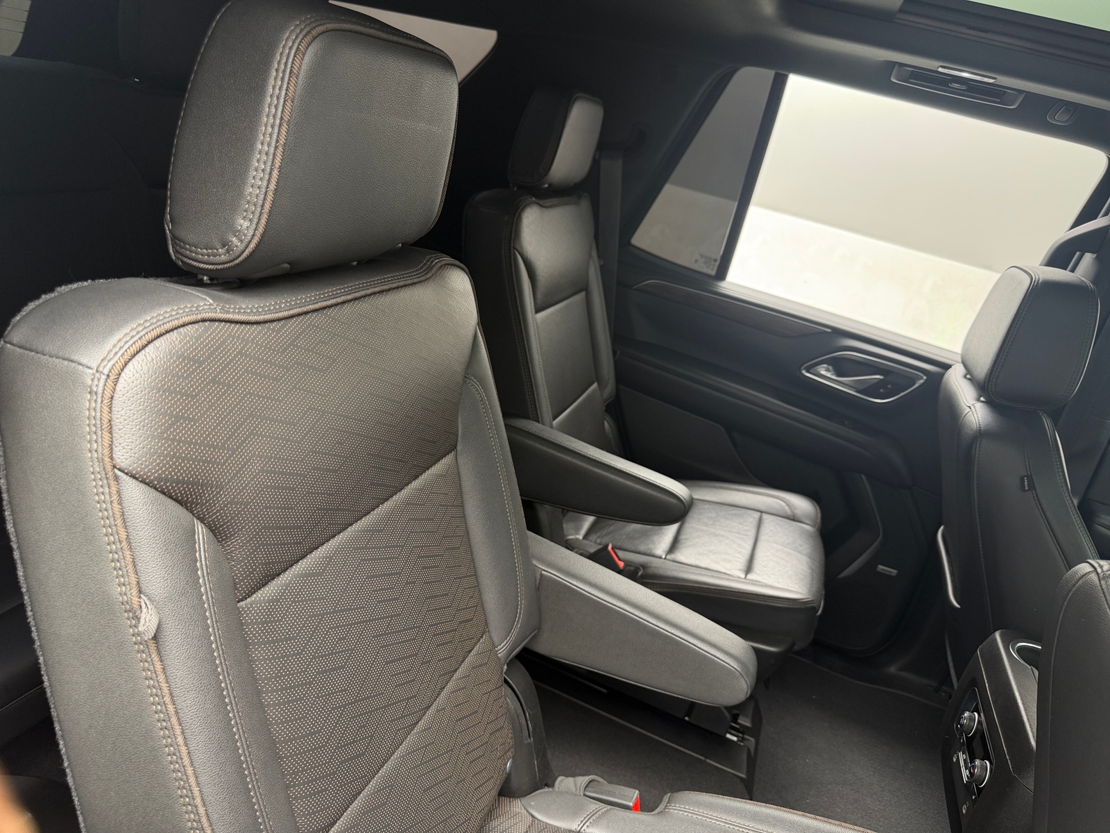 Thumbnail: 2021 Chevrolet Tahoe - 5