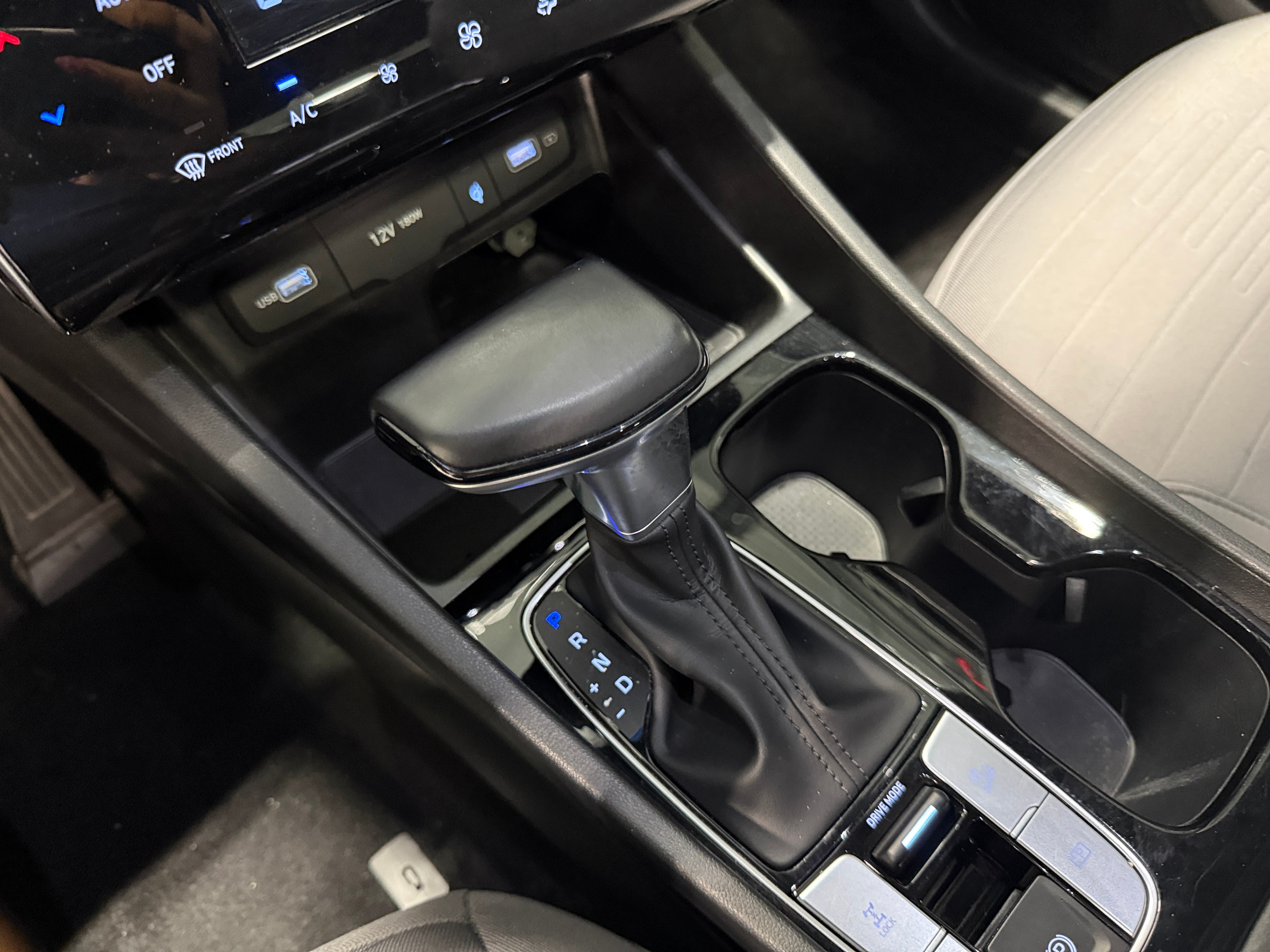 2023 Hyundai Santa Cruz SEL Premium - Photo 8