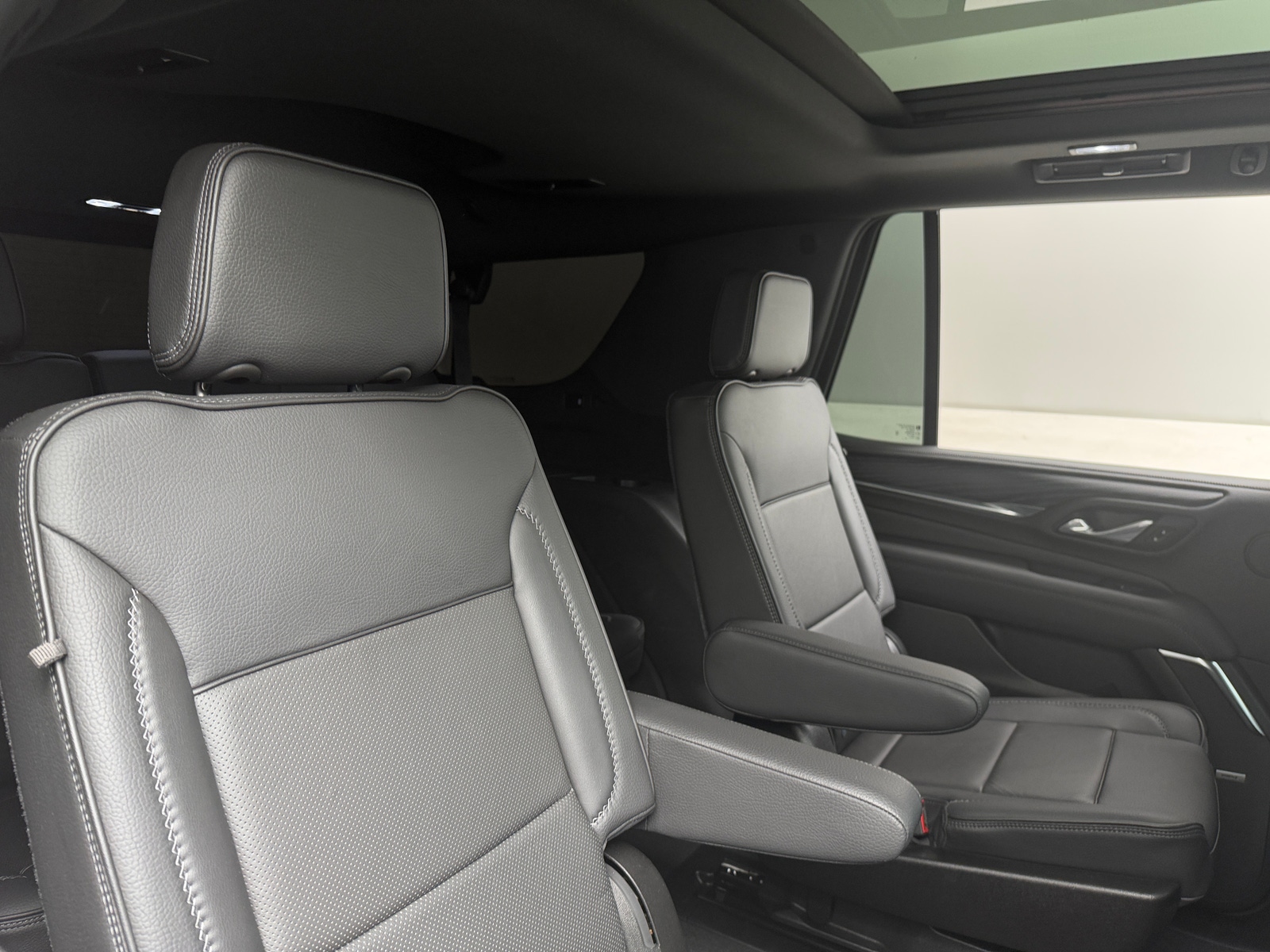 Thumbnail: 2021 GMC Yukon - 5