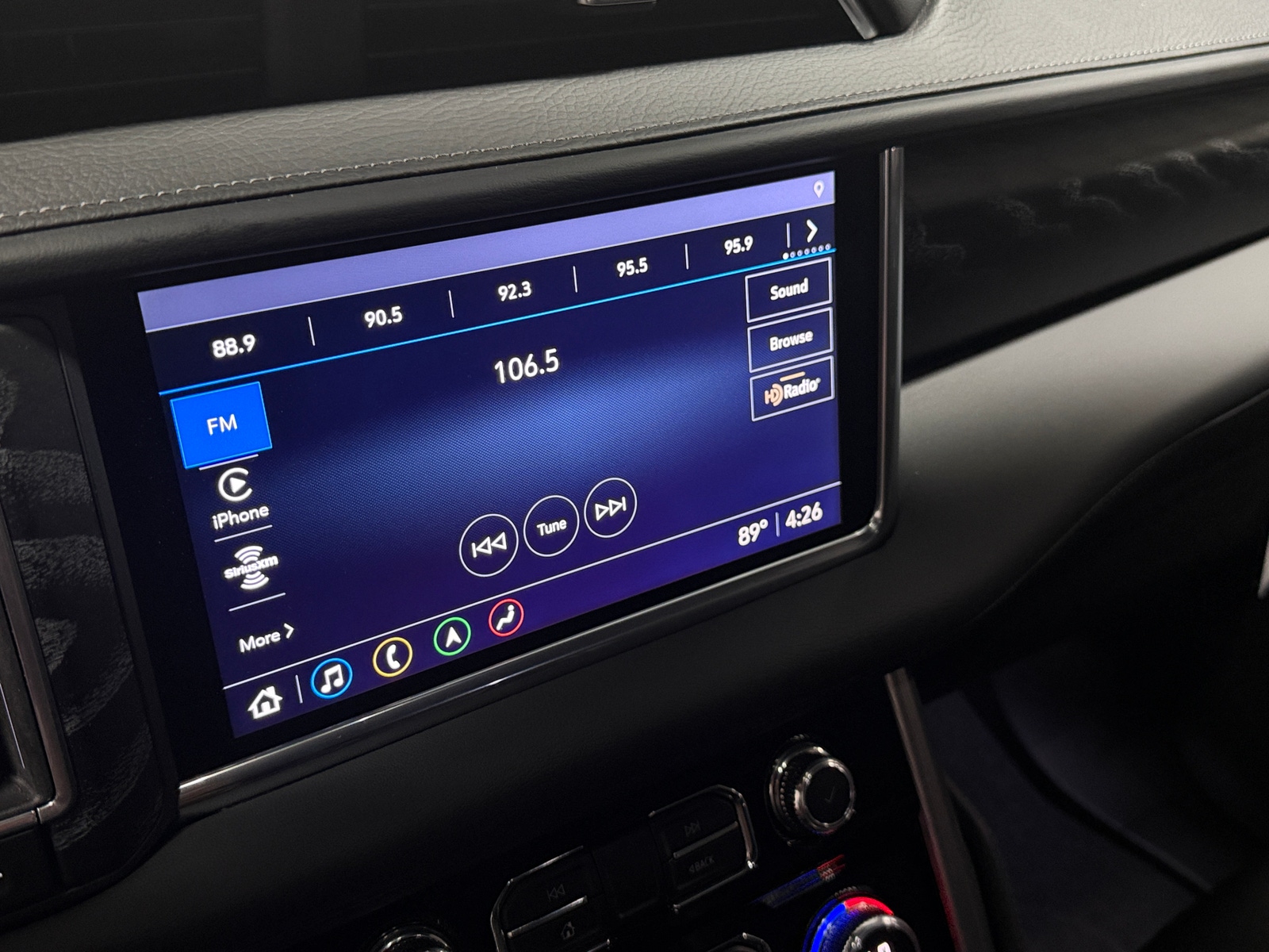 Thumbnail: 2021 GMC Yukon - 3
