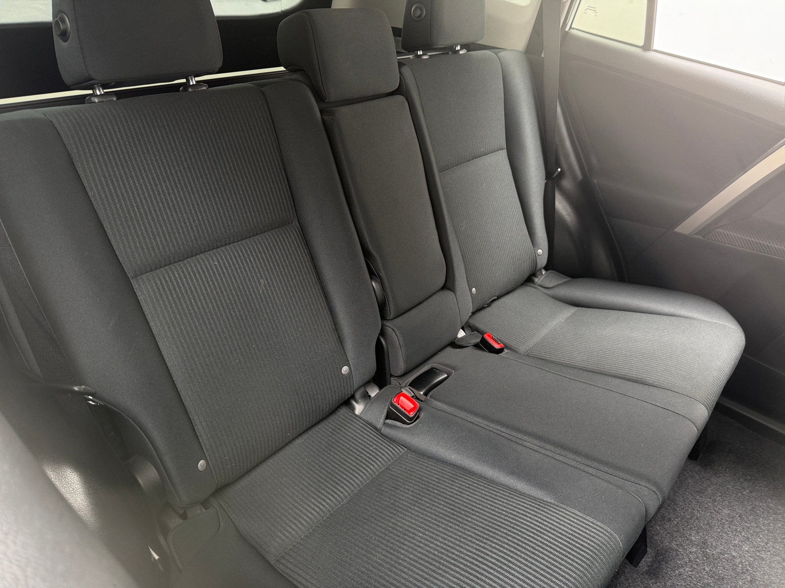 Thumbnail: 2015 Toyota RAV4 - 6