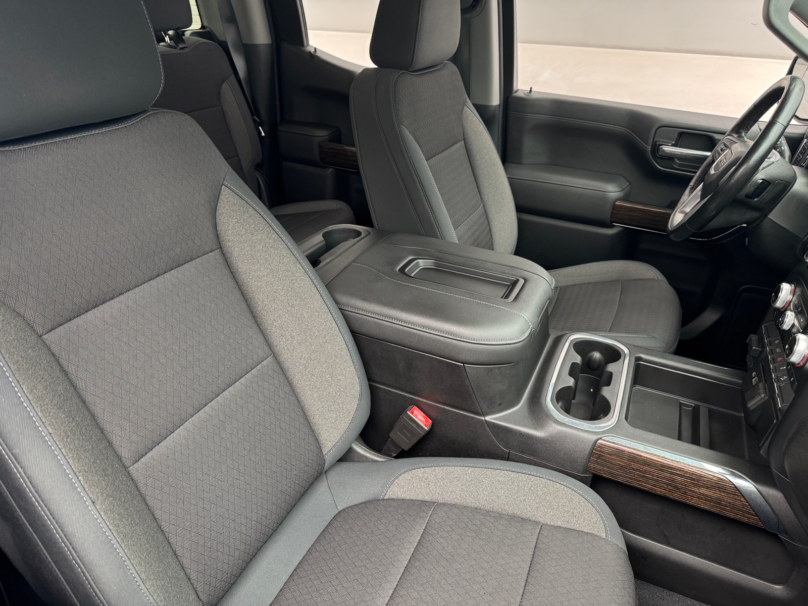Thumbnail: 2019 GMC Sierra 1500 - 2