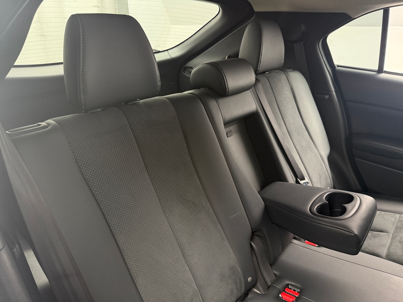Thumbnail: 2026 Mitsubishi Eclipse Cross - 6