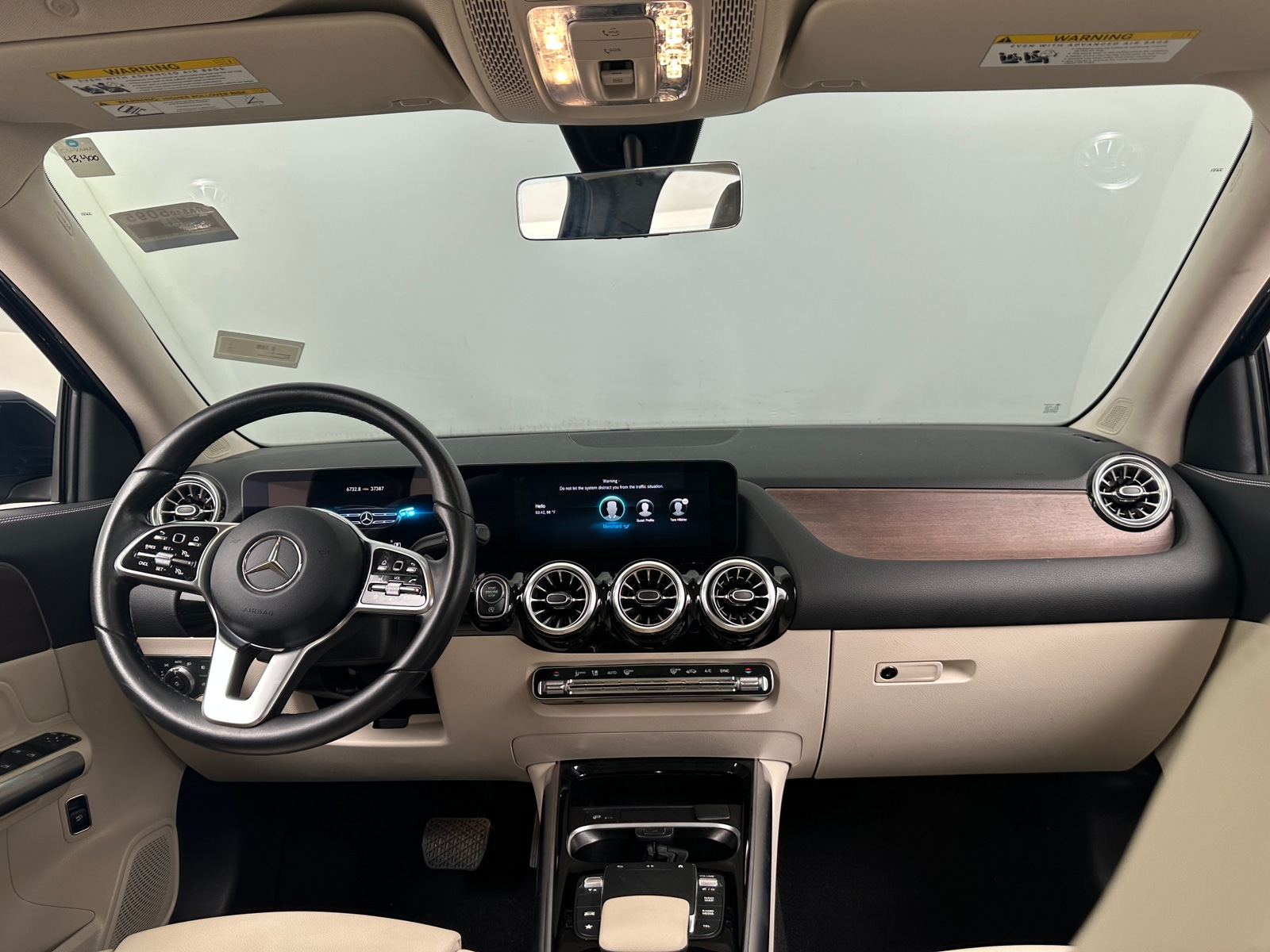 Thumbnail: 2023 Mercedes-Benz GLA - 2