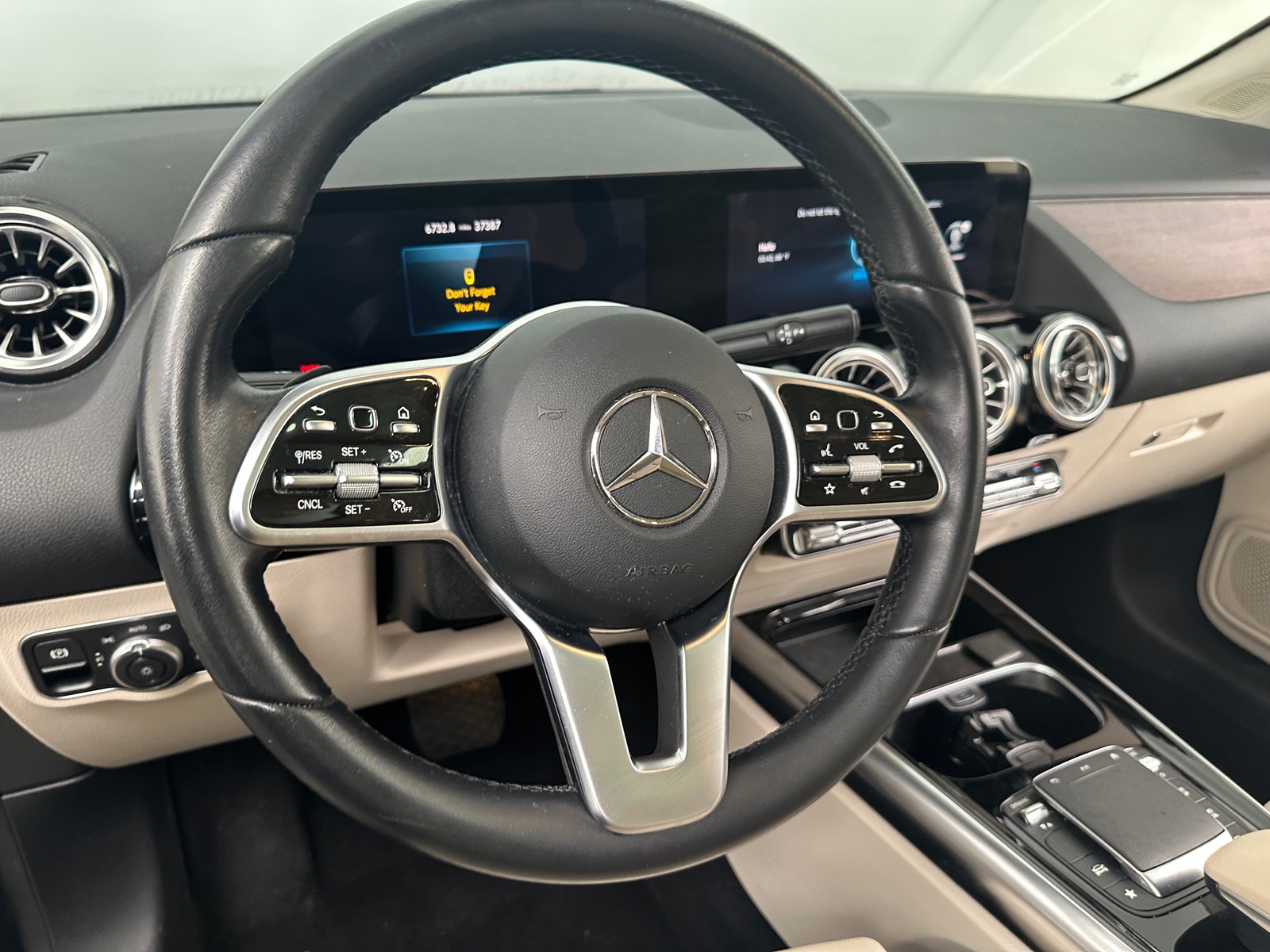 Thumbnail: 2023 Mercedes-Benz GLA - 4