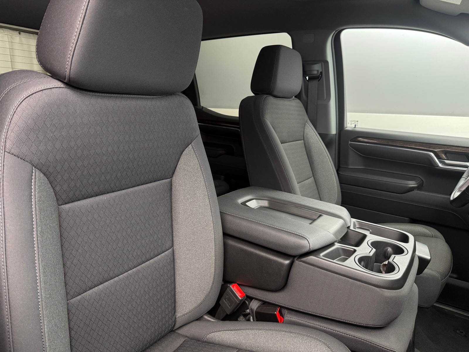 Thumbnail: 2024 GMC Sierra 1500 - 2