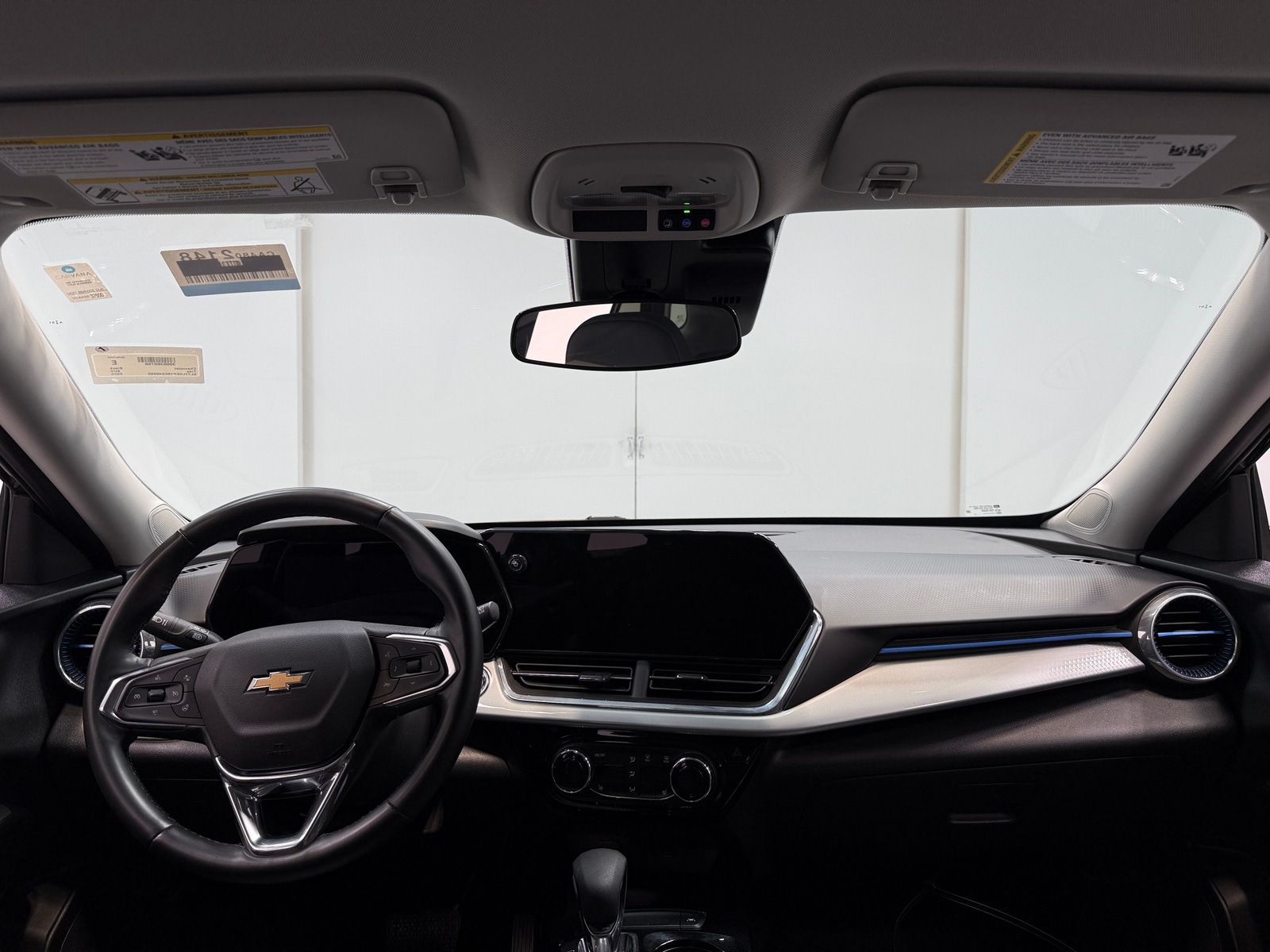 Thumbnail: 2025 Chevrolet Trax - 2