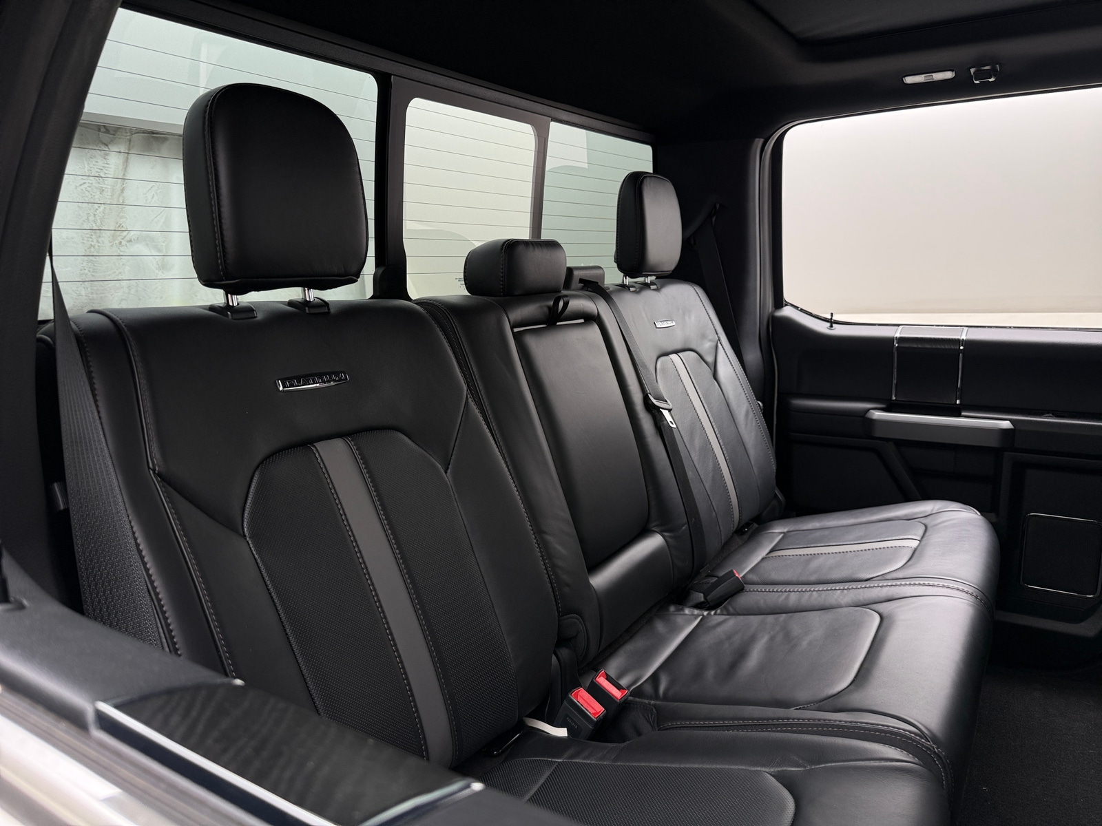 Thumbnail: 2019 Ford Econoline - 5