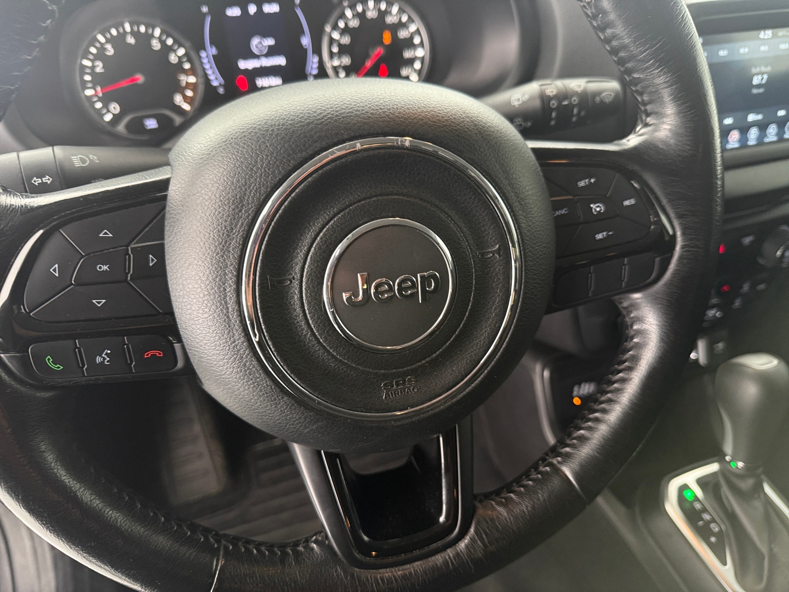 Thumbnail: 2018 Jeep Renegade - 5