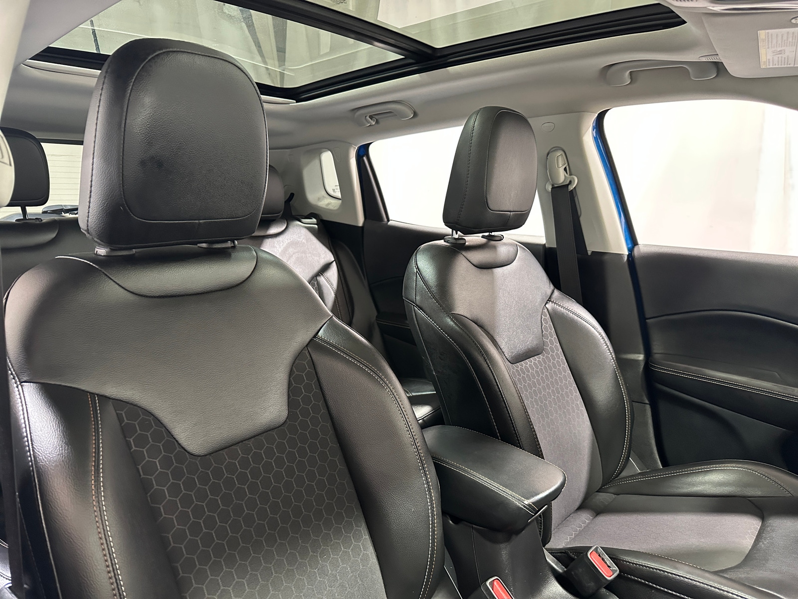 Thumbnail: 2020 Jeep Compass - 2