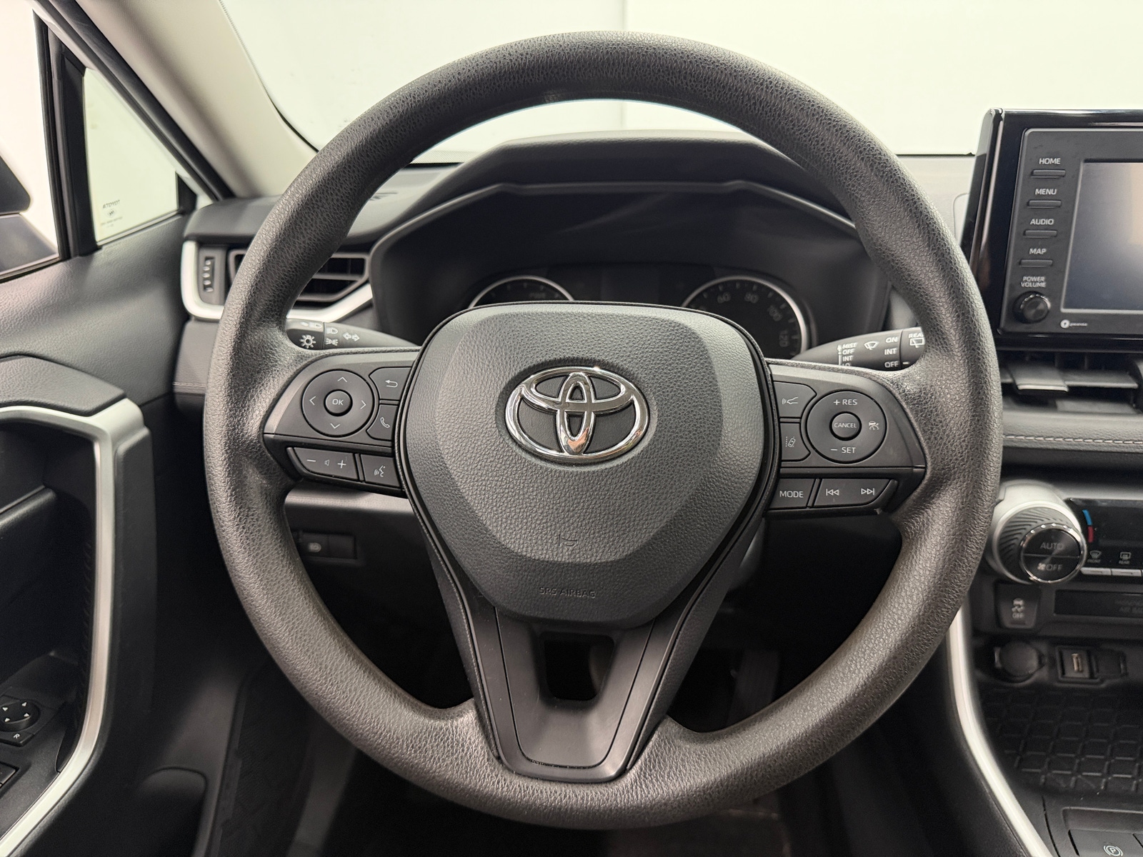 Thumbnail: 2022 Toyota RAV4 - 5