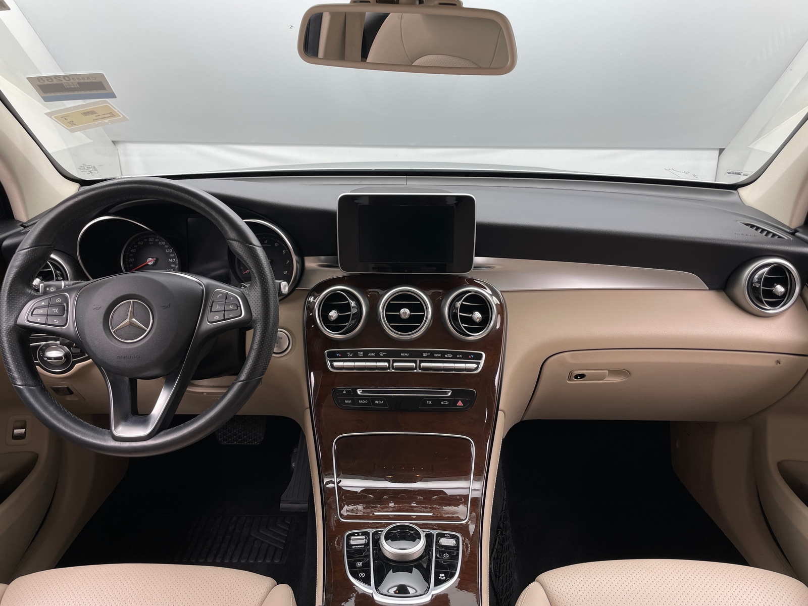 Thumbnail: 2019 Mercedes-Benz GLC - 2