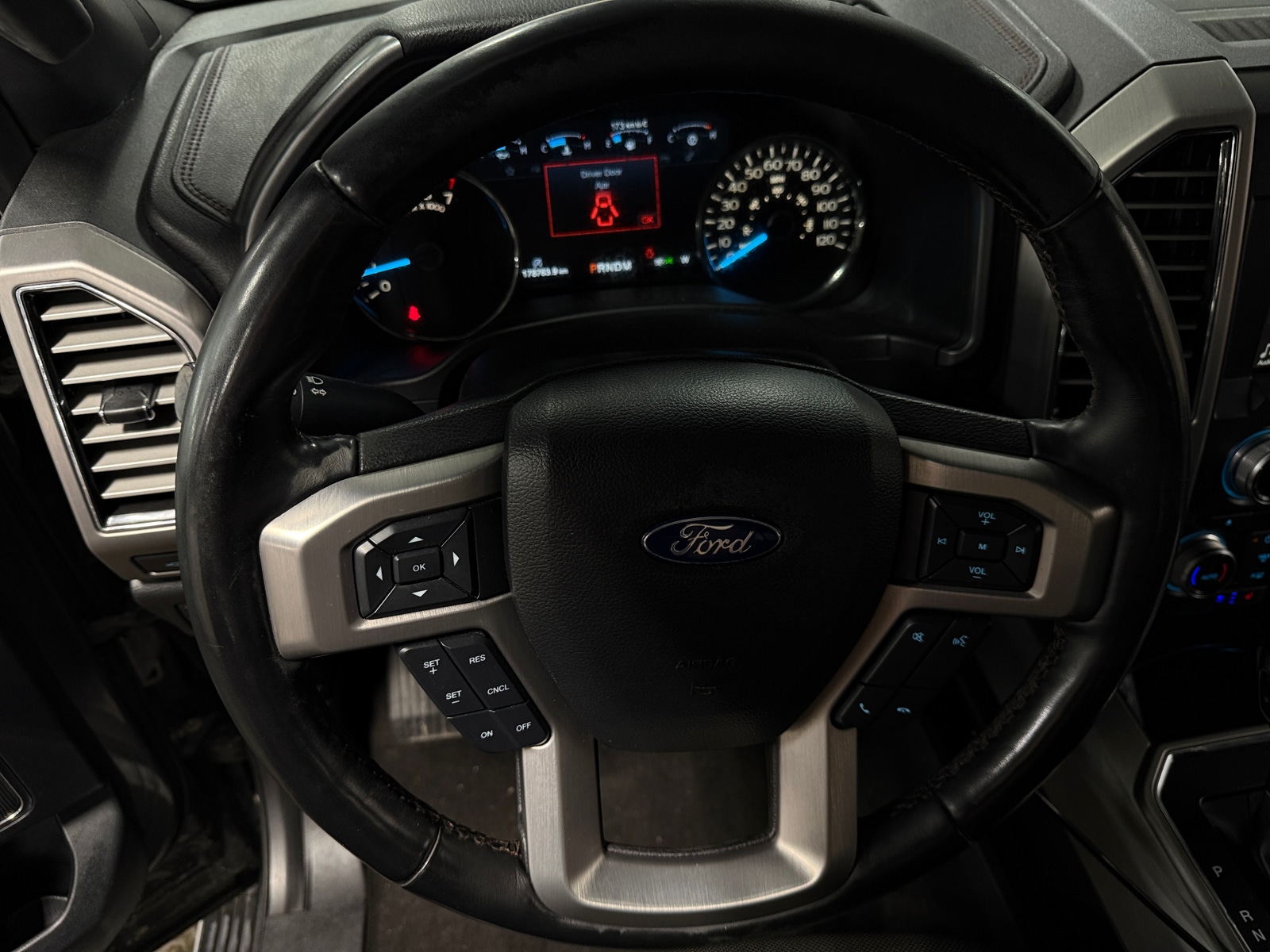 Thumbnail: 2018 Ford Econoline - 5