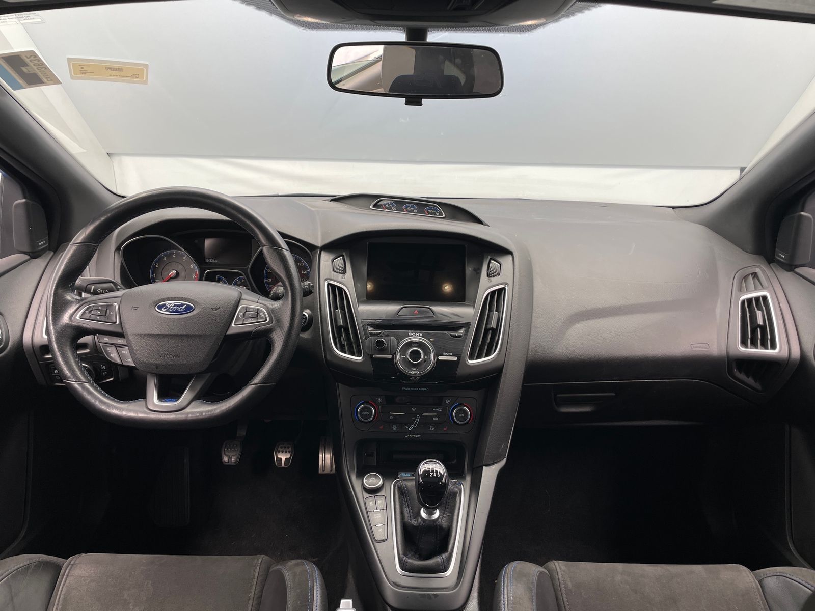 Thumbnail: 2017 Ford Focus - 3