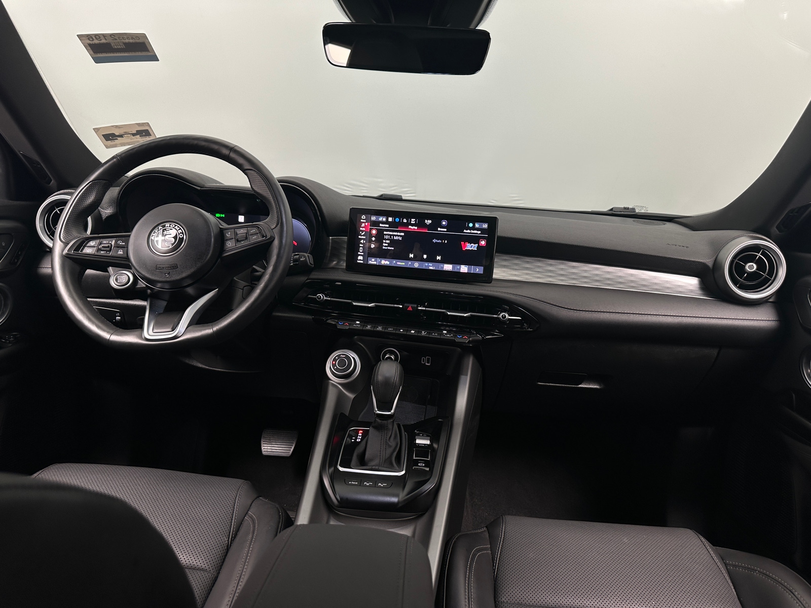 Thumbnail: 2024 Alfa Romeo Tonale - 2