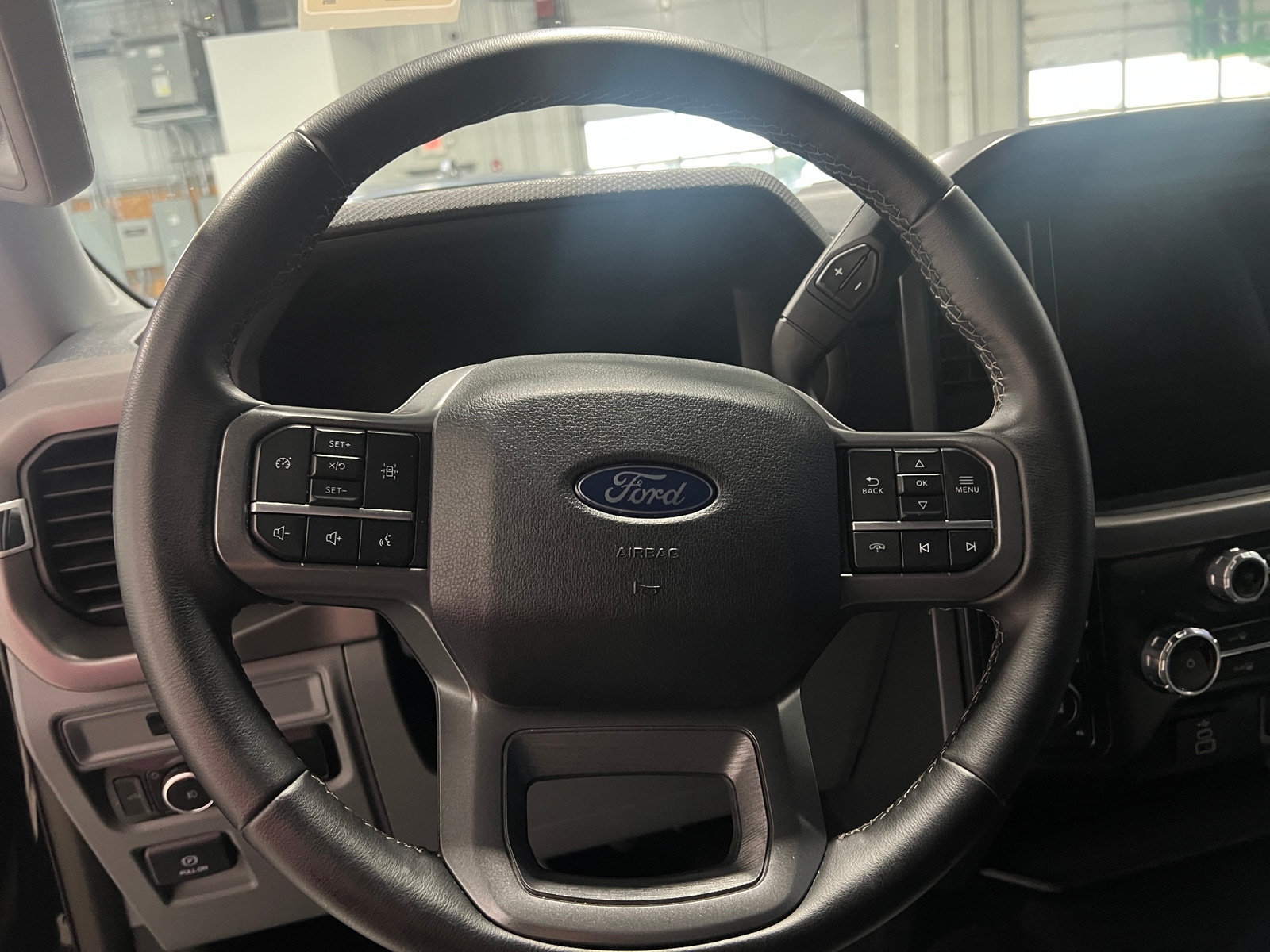 Thumbnail: 2025 Ford Econoline - 5