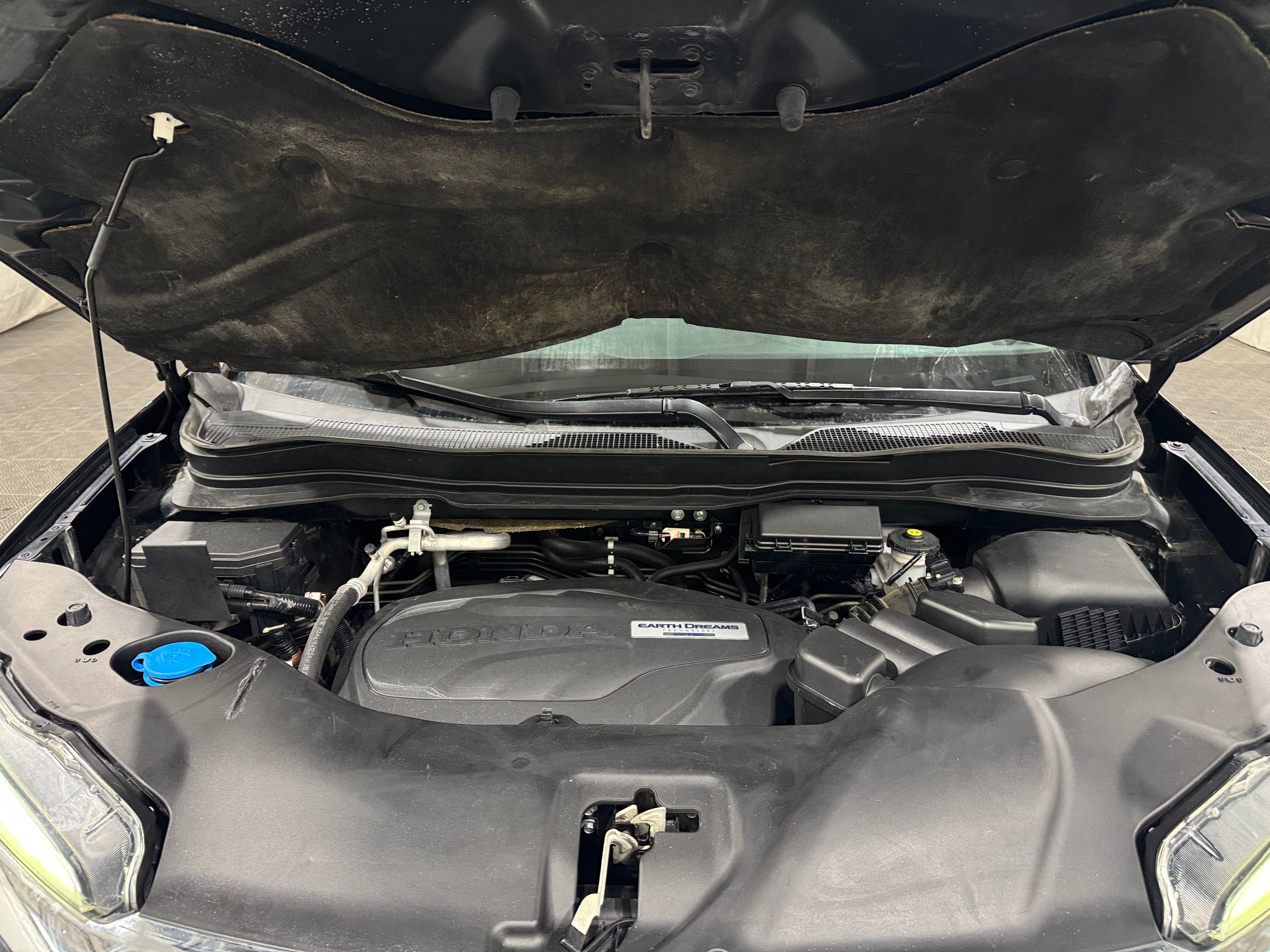 2020 Honda Pilot EX-L - Photo 2