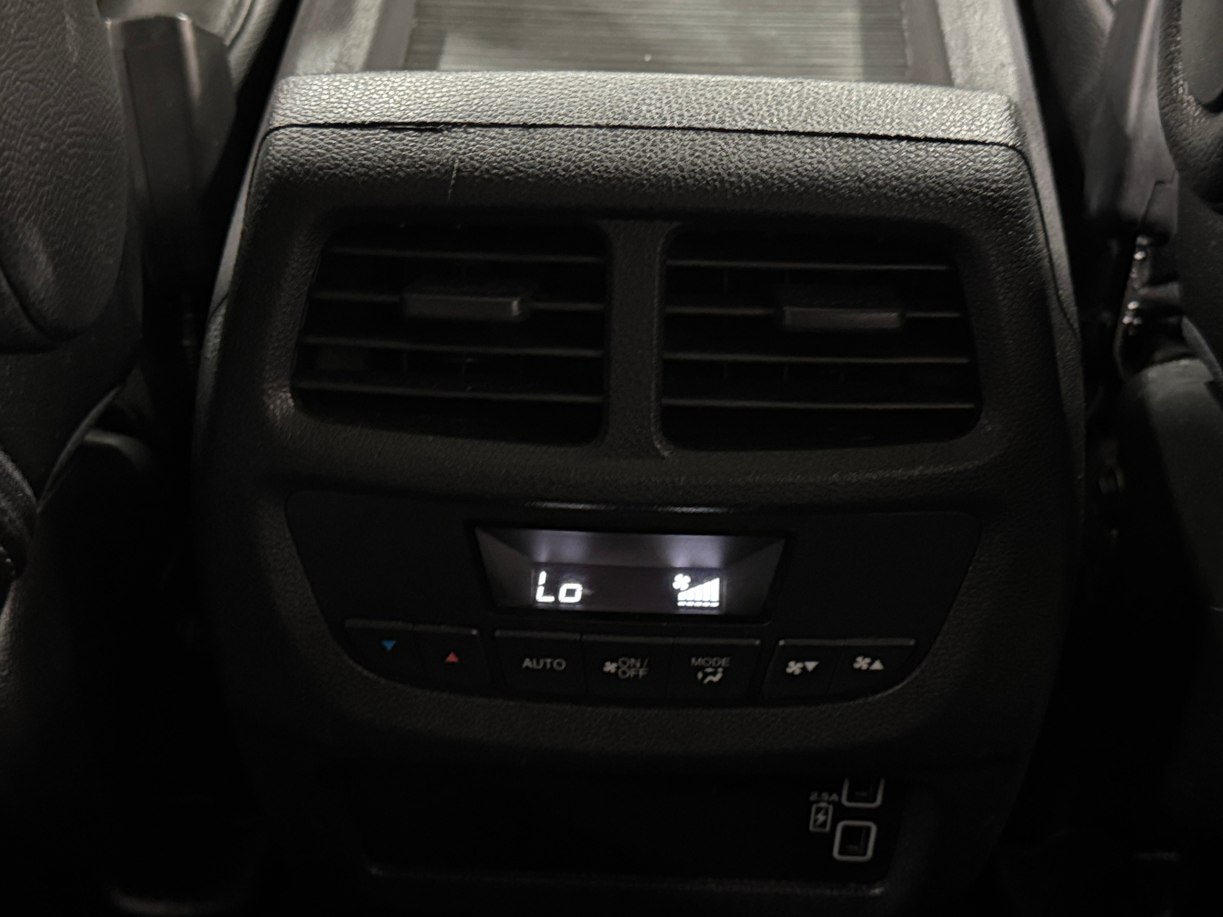2020 Honda Pilot EX-L - Photo 5