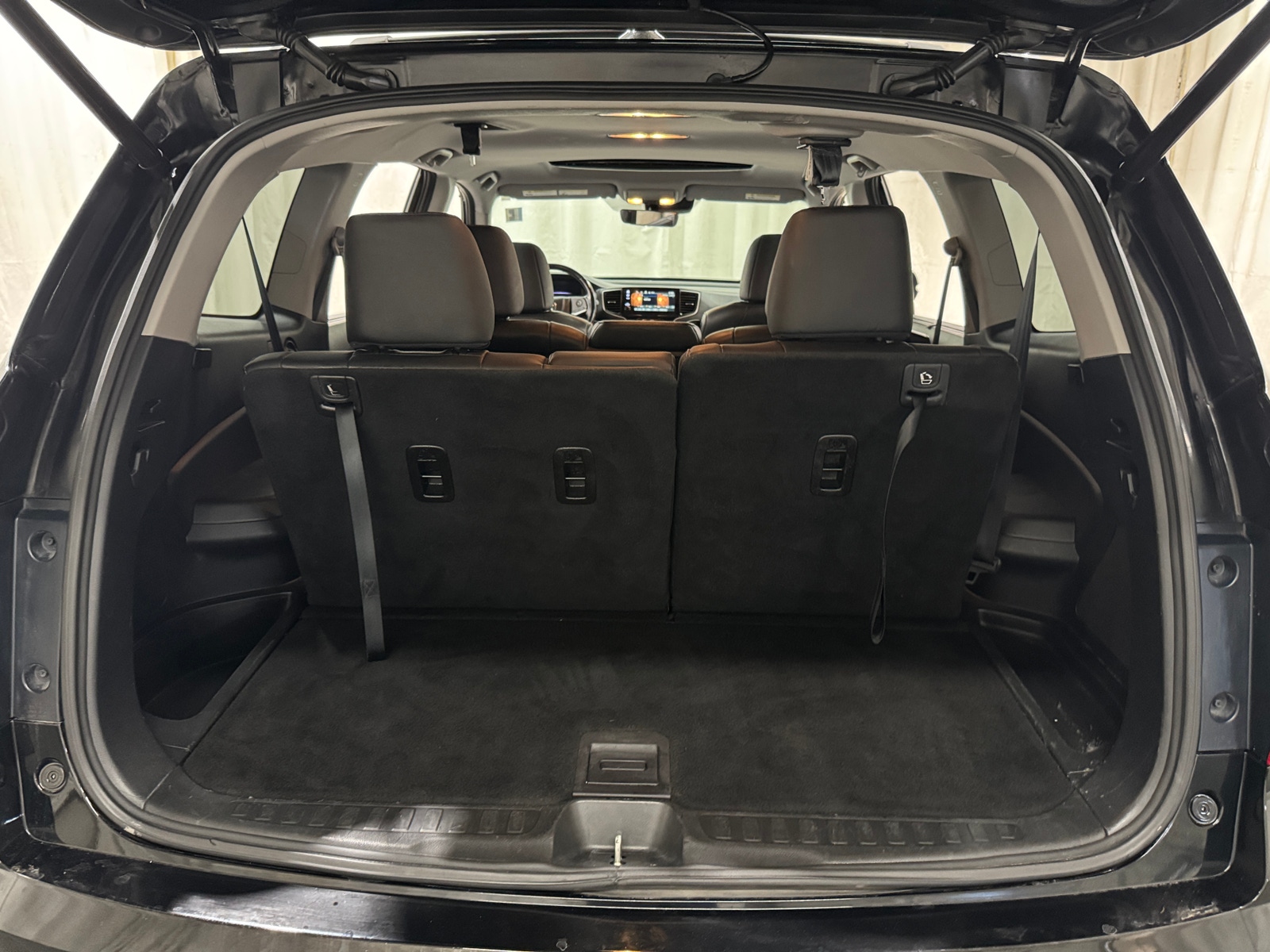 Thumbnail: 2020 Honda Pilot - 6