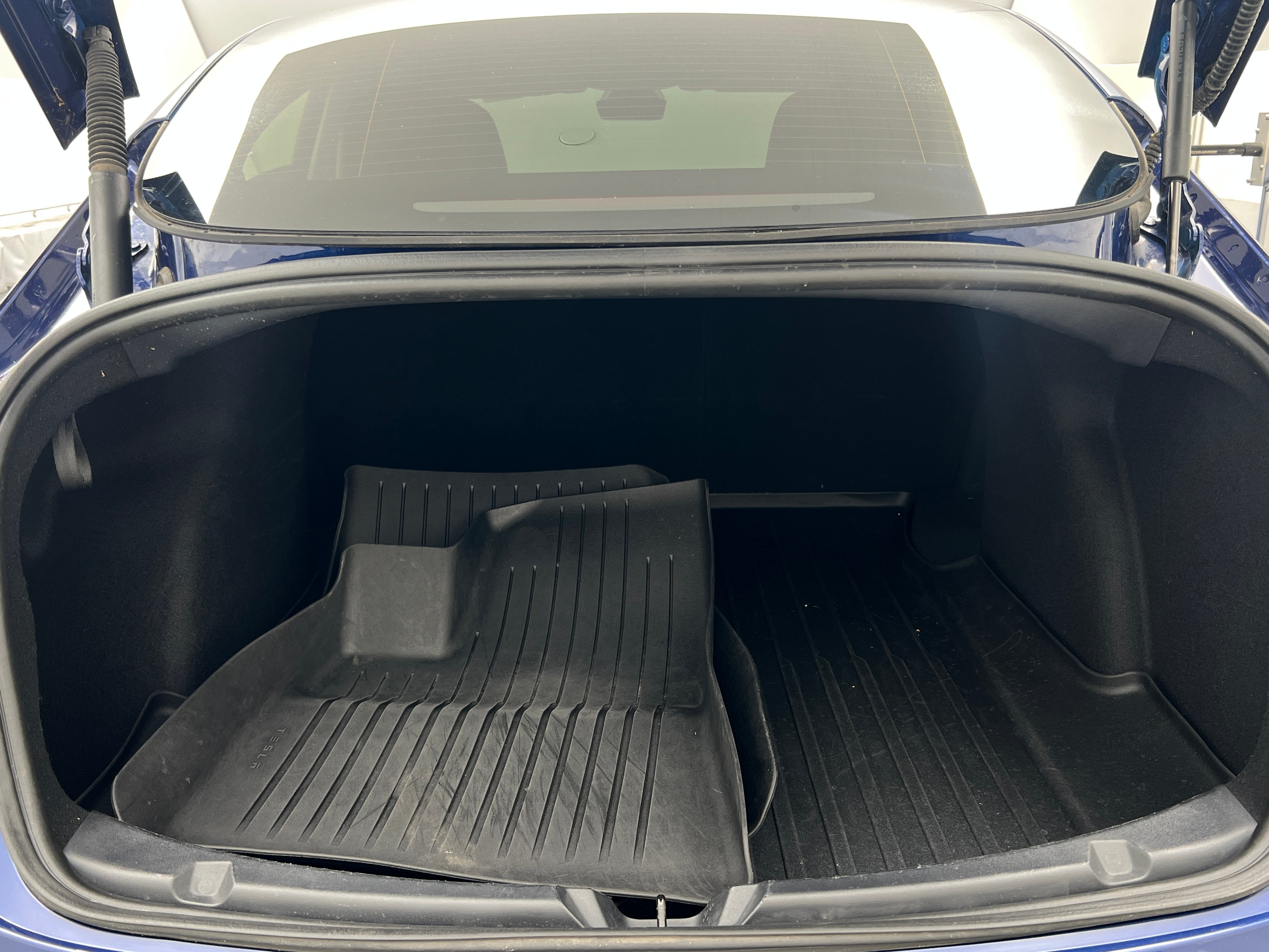 Used 2022 Tesla Model 3 Base with VIN 5YJ3E1EA8NF350443 for sale in Oak Creek, WI