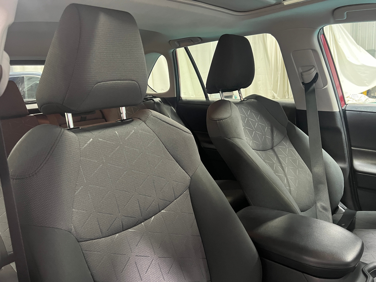 Thumbnail: 2019 Toyota RAV4 - 2