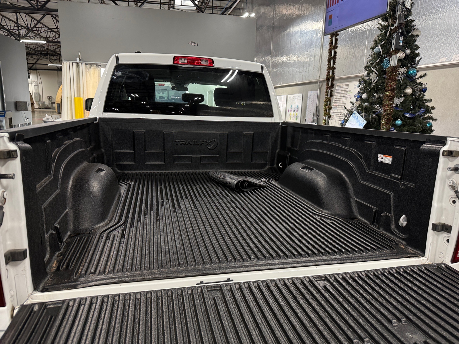 Thumbnail: 2024 RAM 1500 Classic - 7